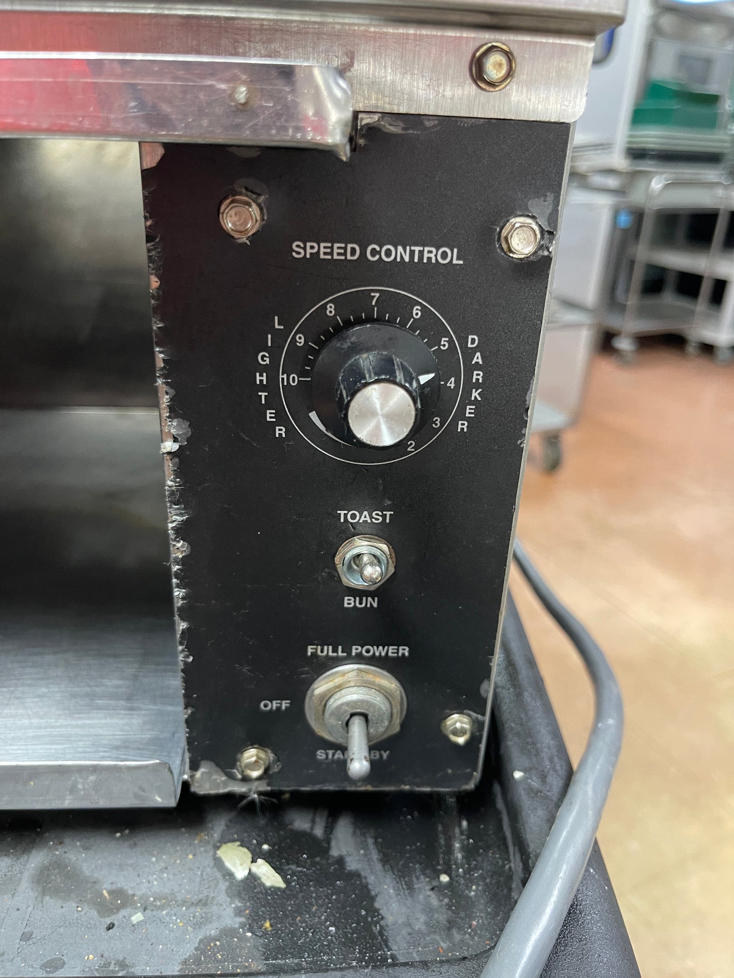 Used Merco Savory RT-2 Conveyor Bread and Bun Toaster 650-950 Slices/hour 208V