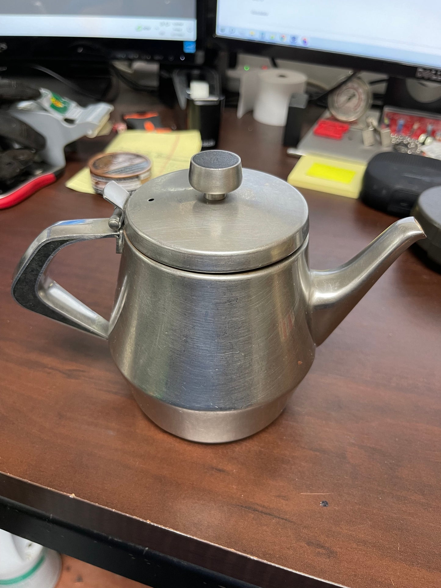 Used Stainless Steel Brushed finish 28oz. Gooseneck Teapot