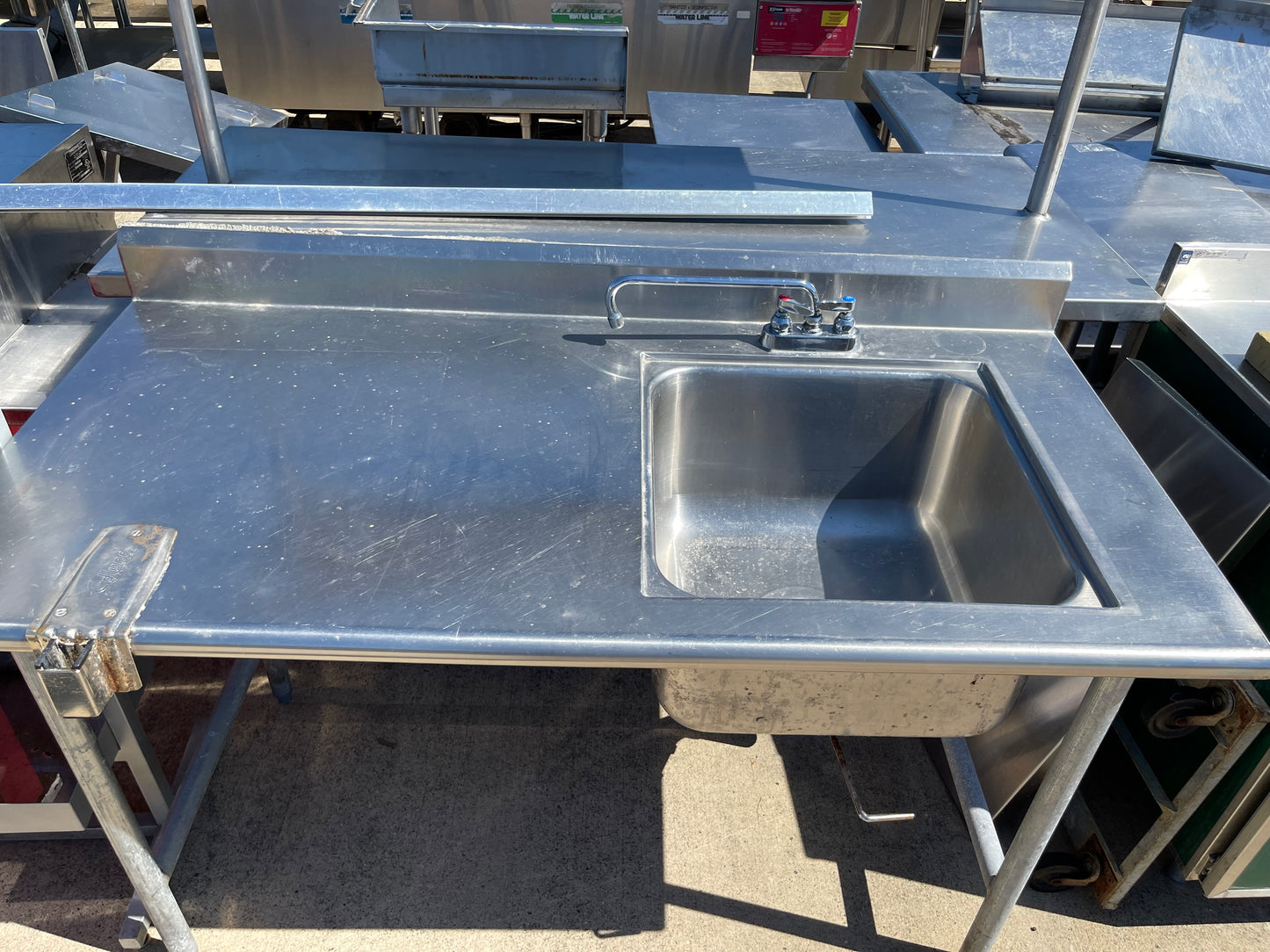Used 60" Single Compartment Stainless Steel Sink with Twist Drain and Faucet - SS4