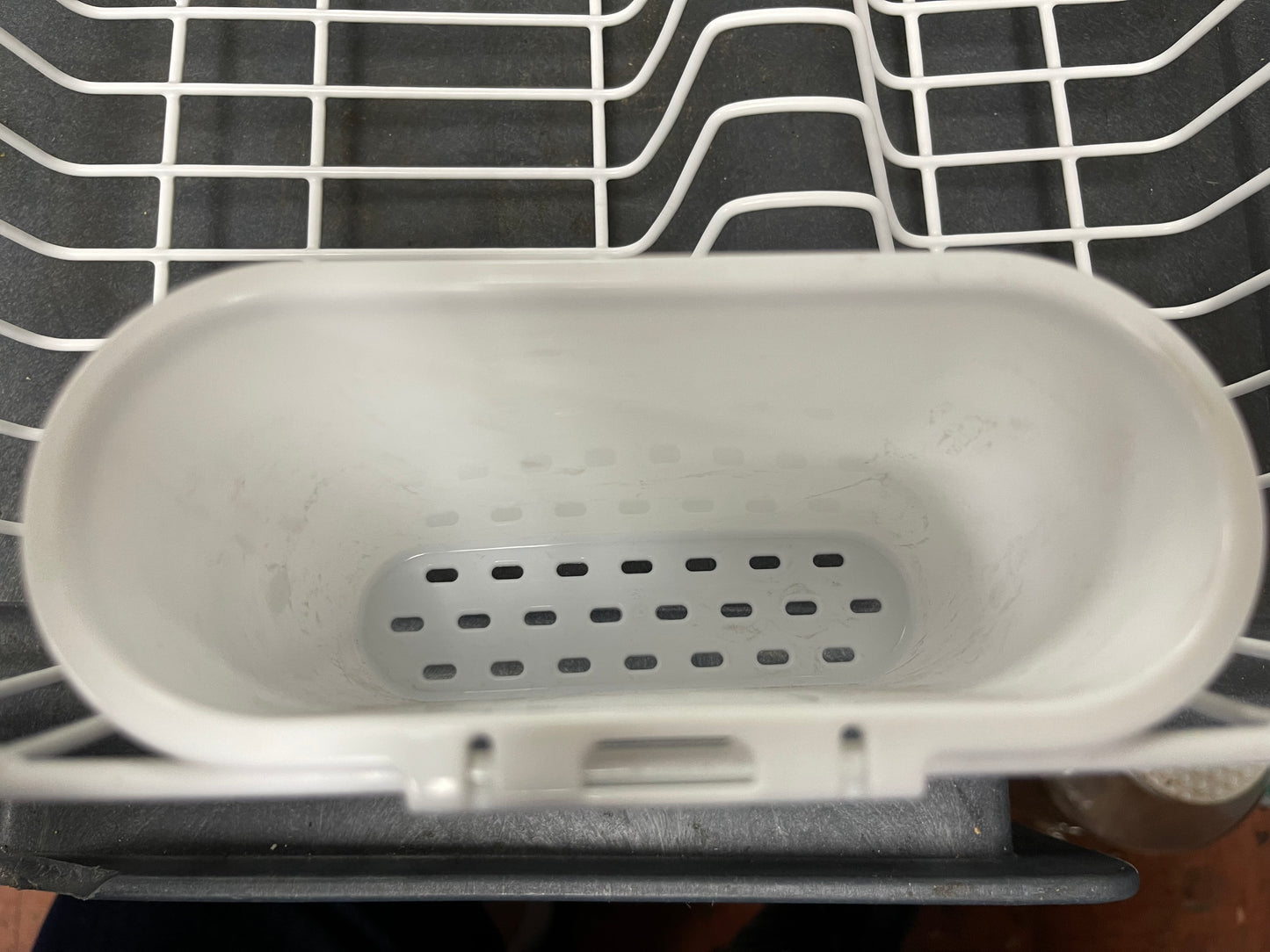 New Rubbermaid 6008 - C1 White Twin Sink Small Microban Dish Drainer