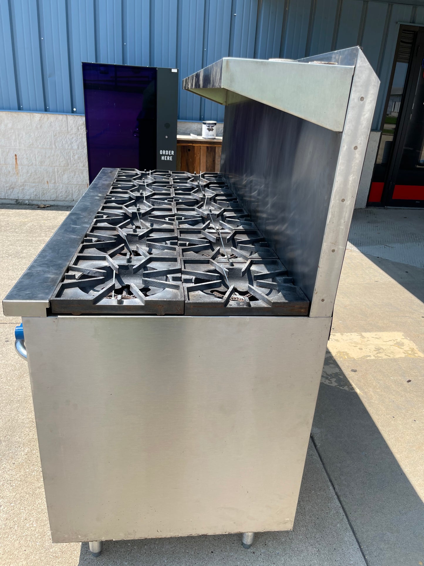 Used Comstock-Castle 2F330 72" NG Range Cooktop w/ 12 Burners and 2 Ovens