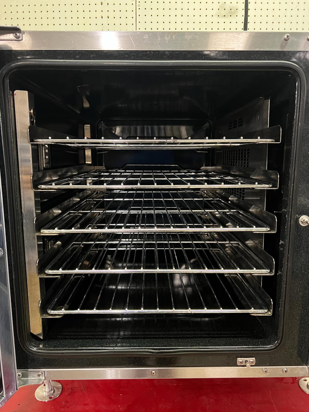 Used 29" Moffat Turbofan E32D5 Full Size Digital Electric Convection Oven 208V