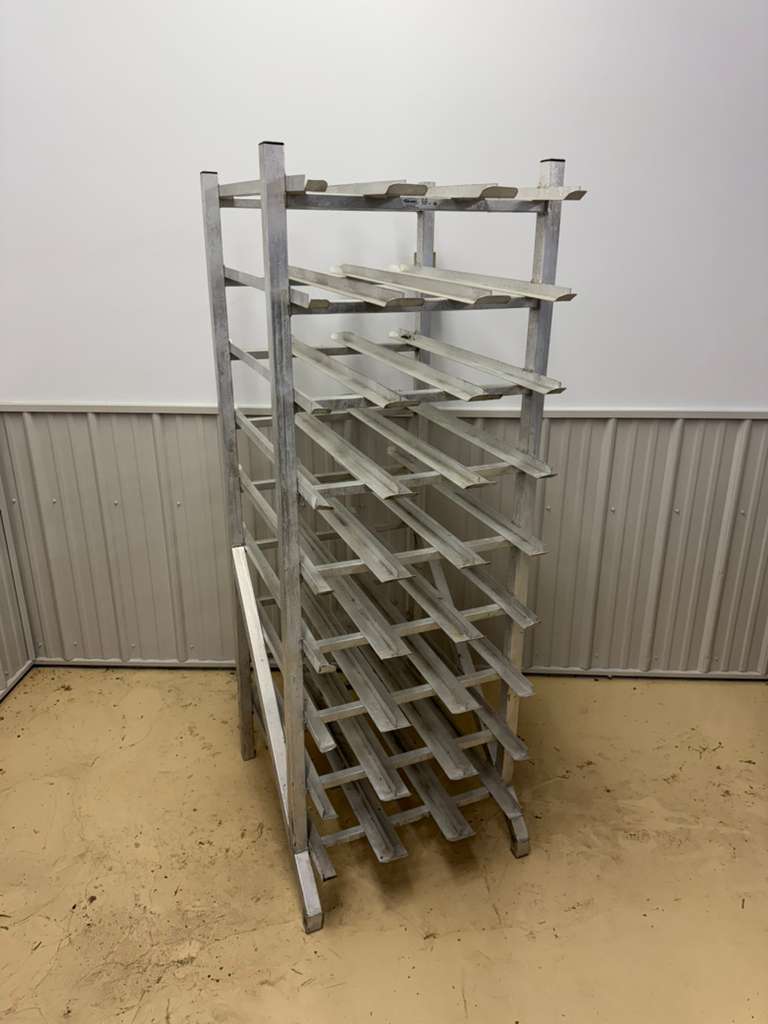 Used Winholt CR-162 Full Size Aluminum Stationary #10 and #5 Can Rack