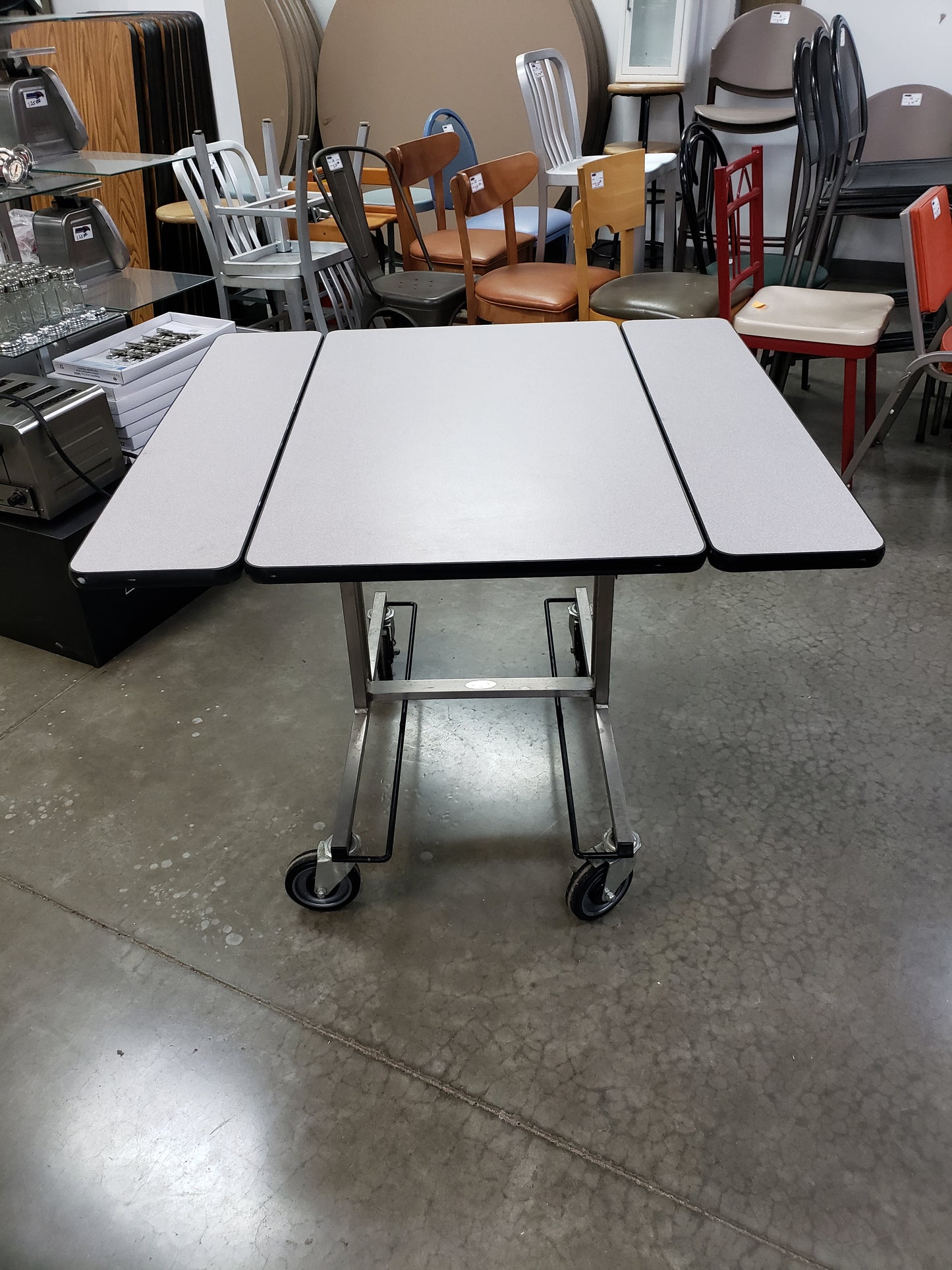 Used Forbes 4962-WDS - Folding Service Table, Laminate