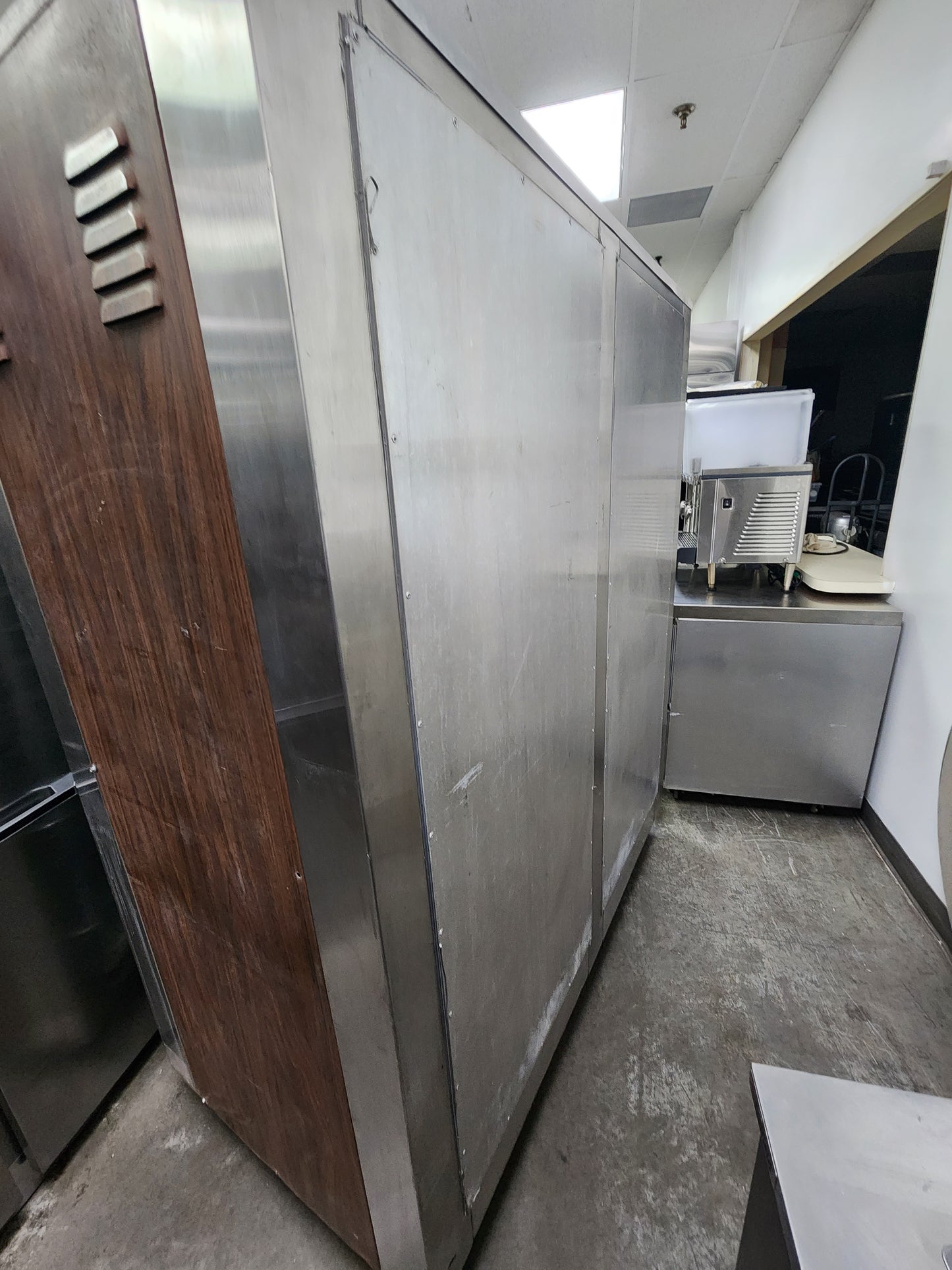 Used Nu-Vu R30 Double Door Heated Holding/Proofer Cabinet