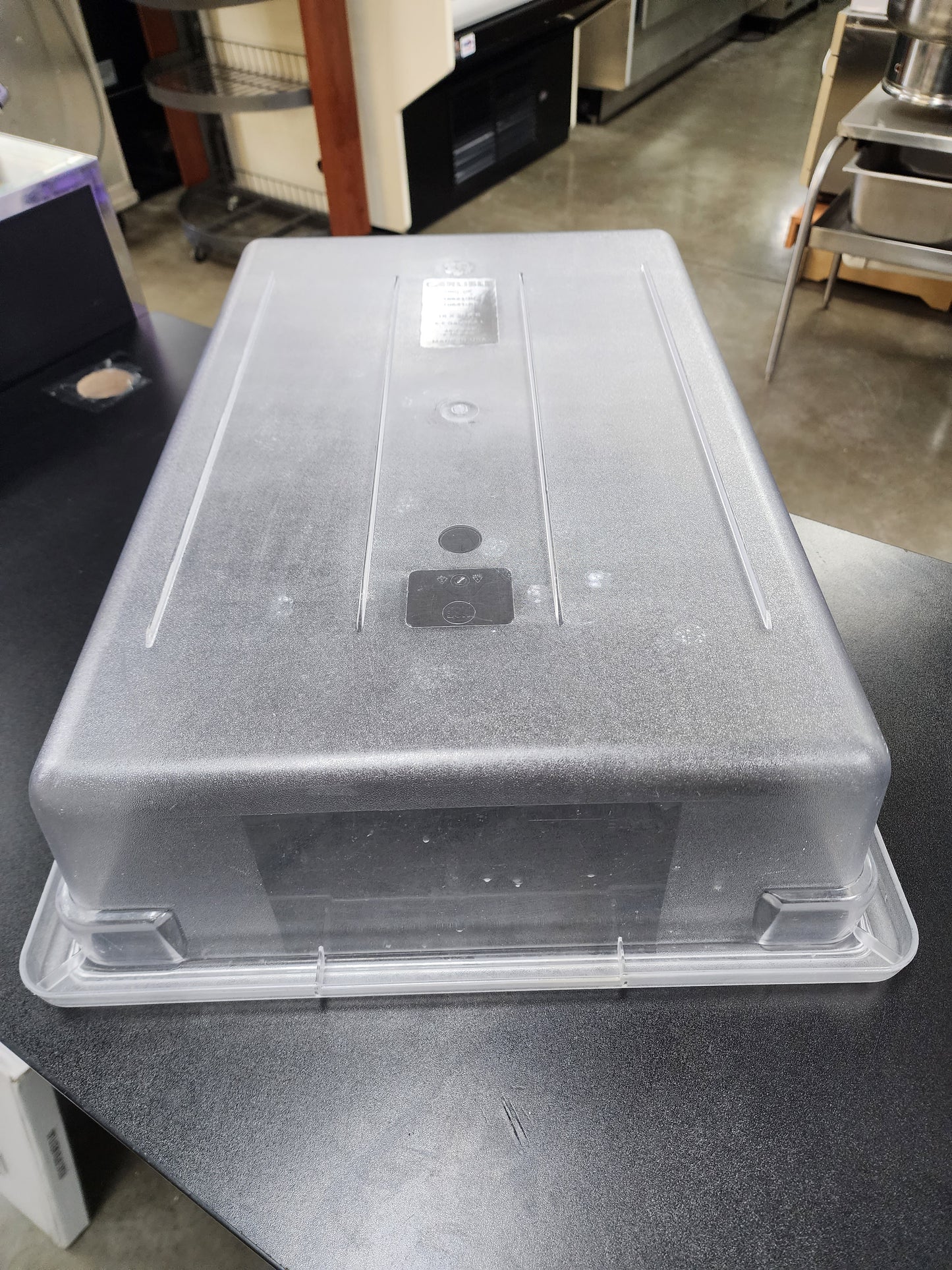 Used Carlisle 1062107 Clear StorPlus 8.5 Gallon Polycarbonate Food Storage Box