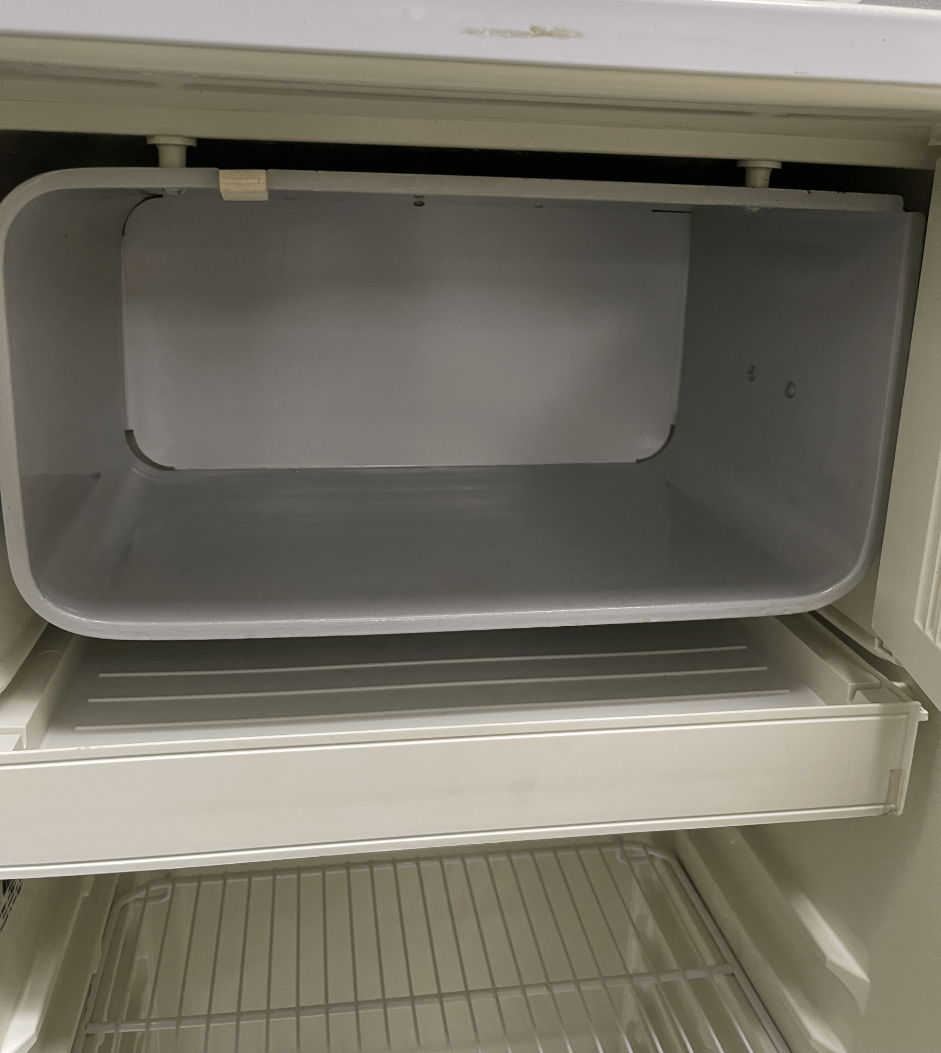 Used GE Single Door White Refrigerator with Freezer 120V - Falcon Restaurant Supply - 6