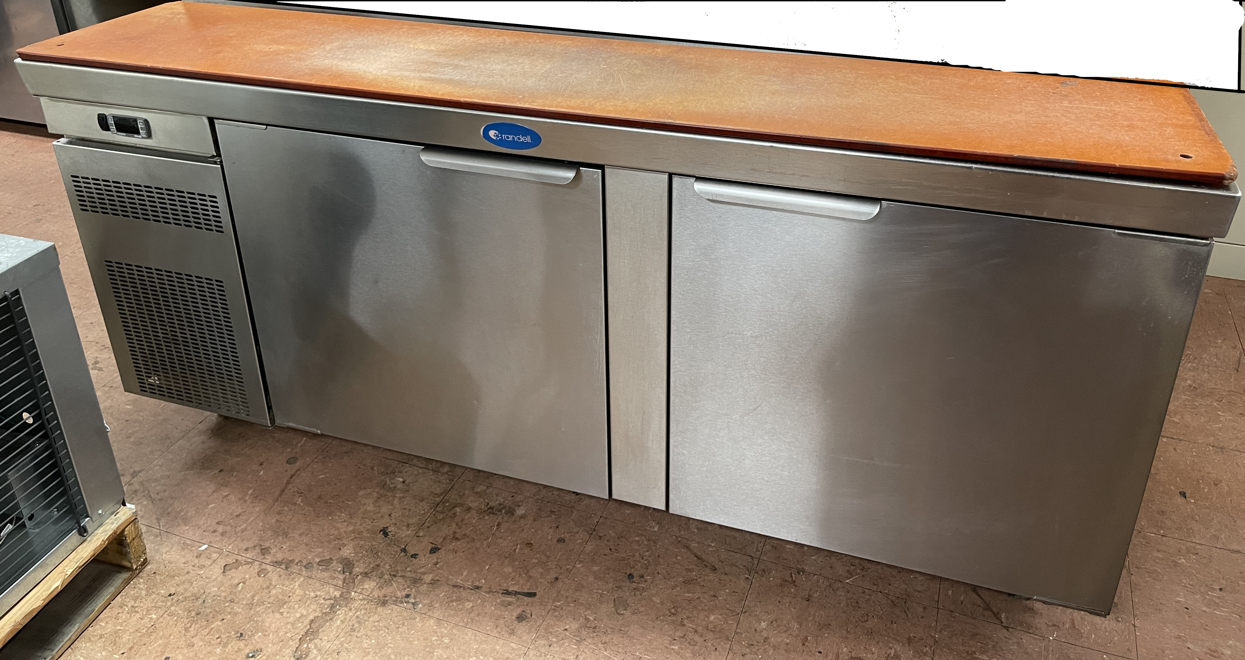Used Randell Self Contained Commercial Work Top Freezer 120V