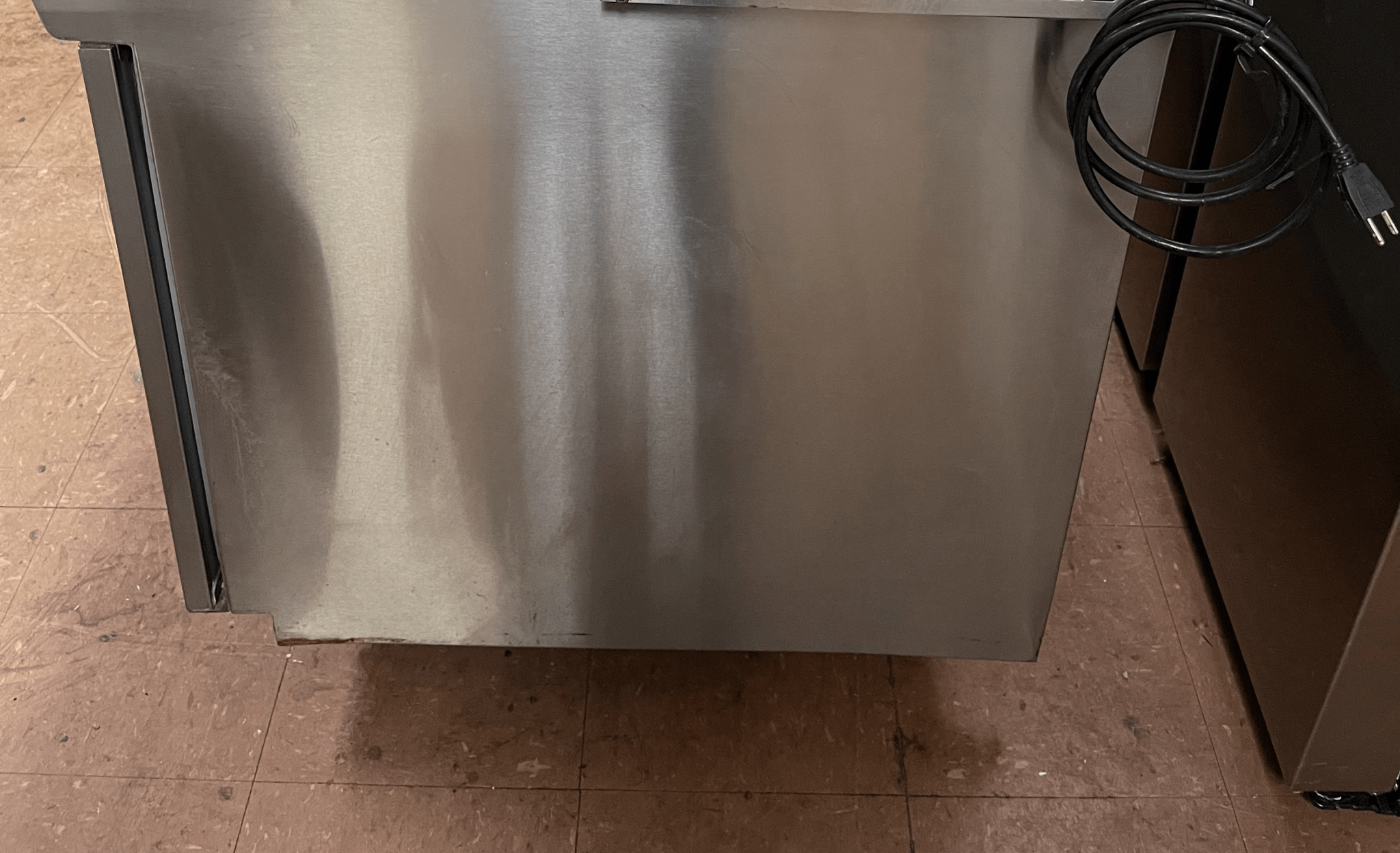 Used Randell Self Contained Commercial Work Top Freezer 120V