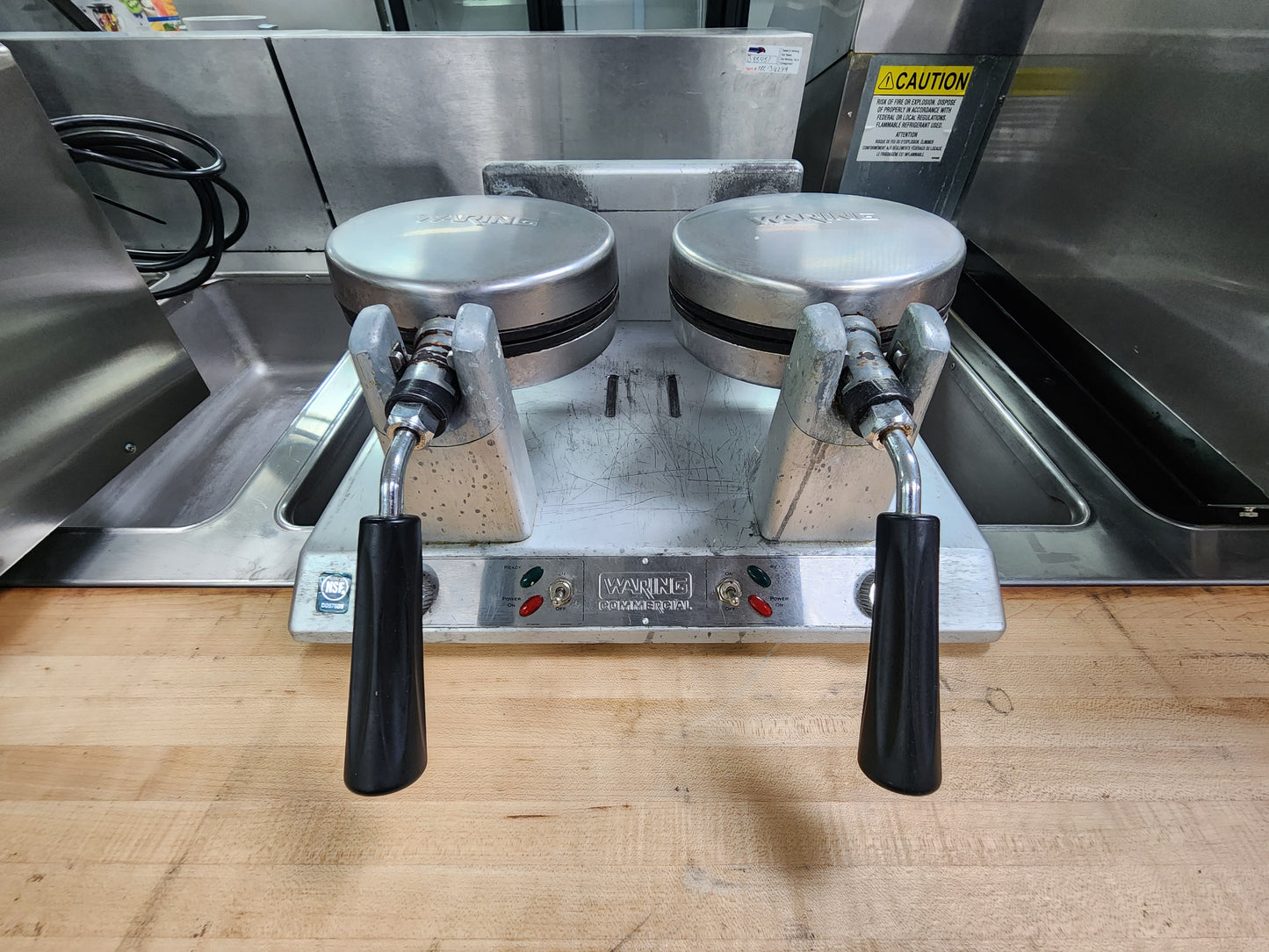 Used Waring WW250BX Double Belgian Waffle Maker 208v 50-60 Waffles per Hour