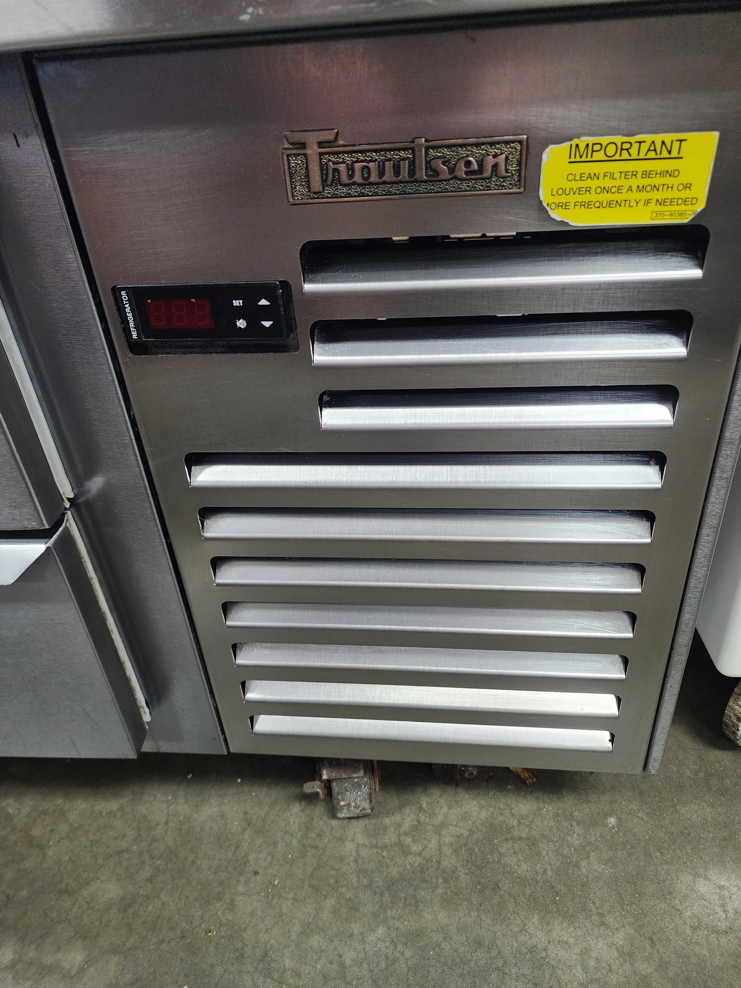 Used 36" Traulsen TE036HT 2 Drawer Refrigerated Chef Base  115V