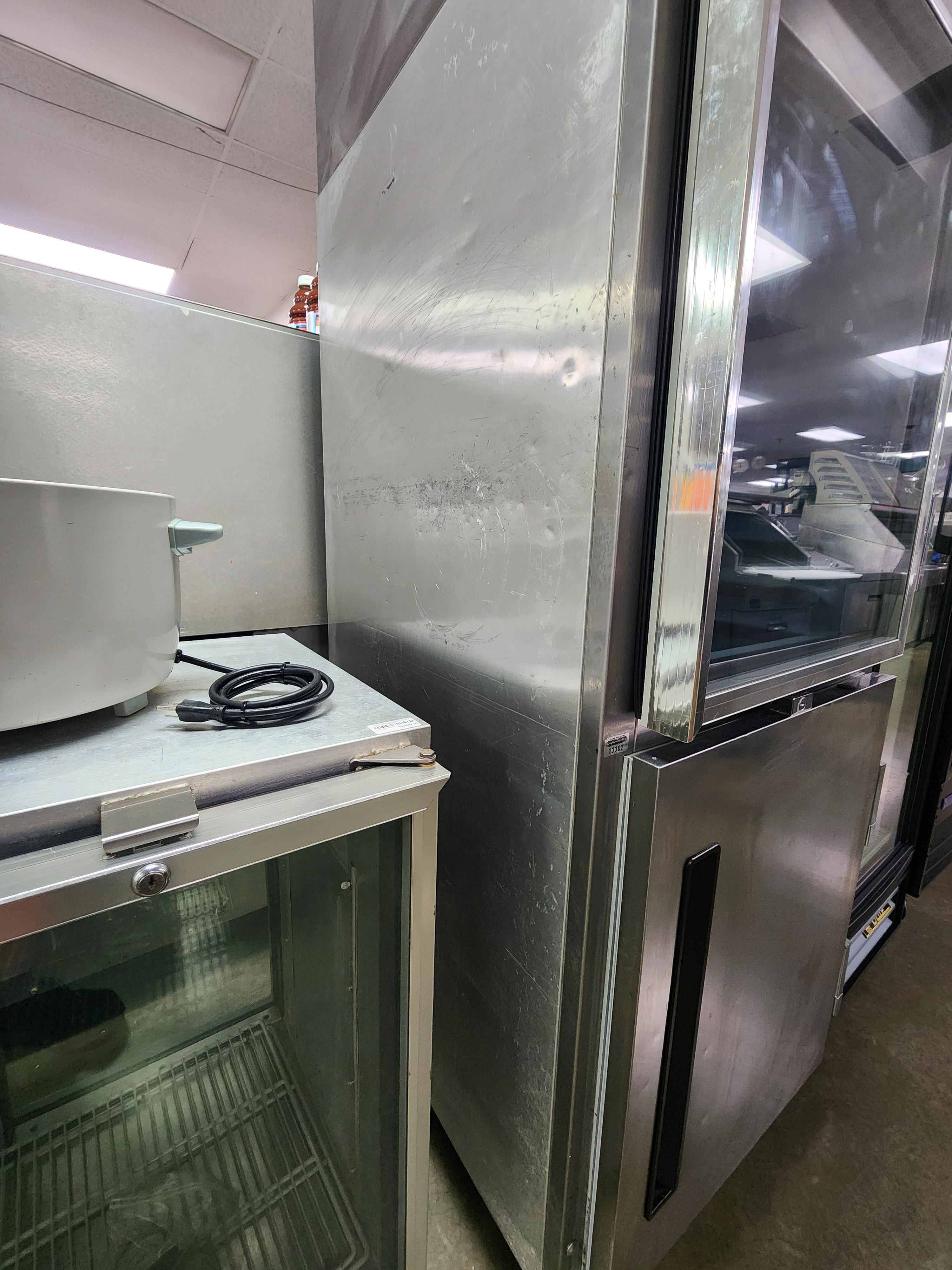 Used Delfield 6025XL One Section Reach In Refrigerator, (2) Right Hinge Solid Door