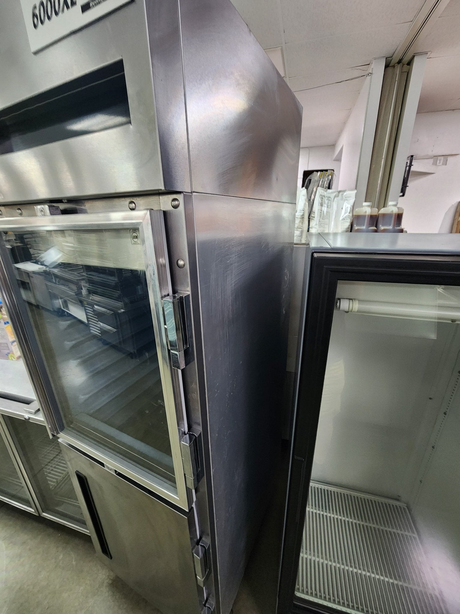 Used Delfield 6025XL One Section Reach In Refrigerator, (2) Right Hinge Solid Door - Falcon Restaurant Supply - 4