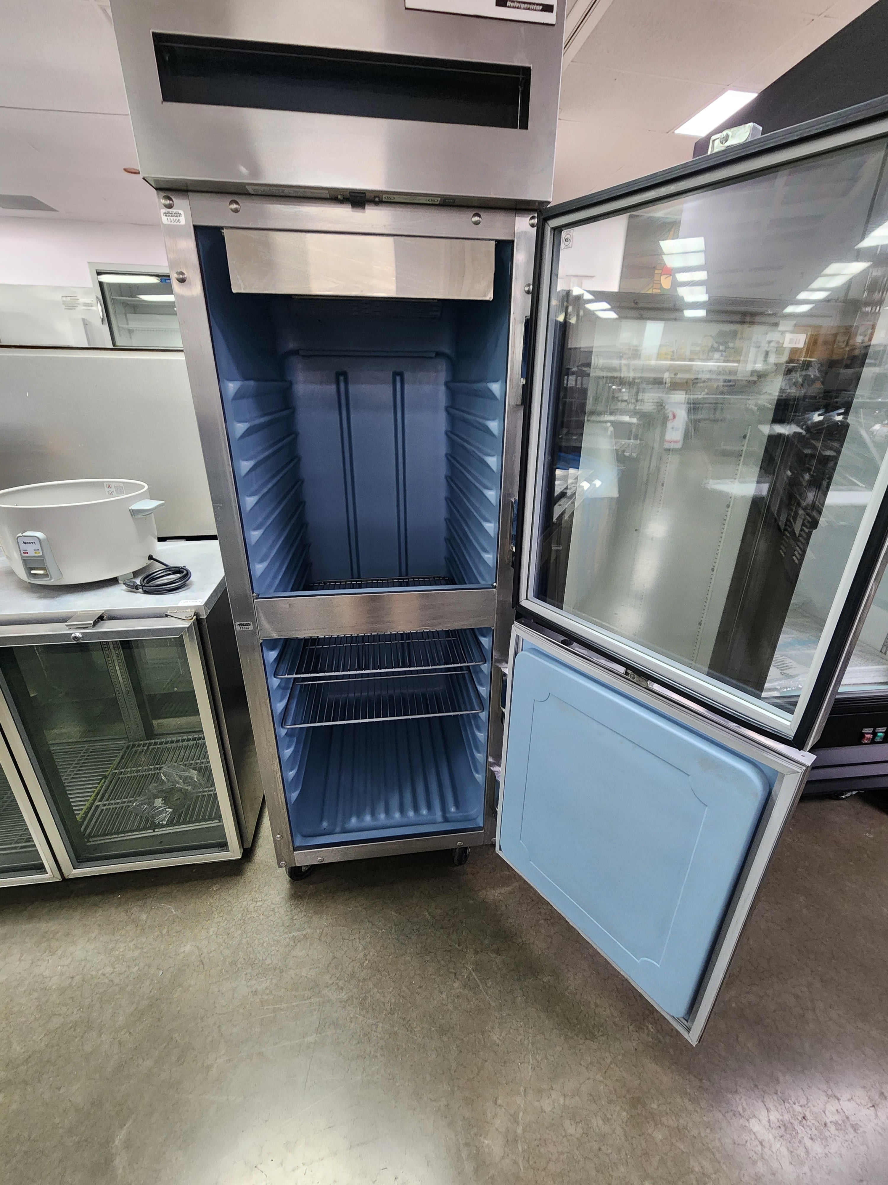 Used Delfield 6025XL One Section Reach In Refrigerator, (2) Right Hinge Solid Door