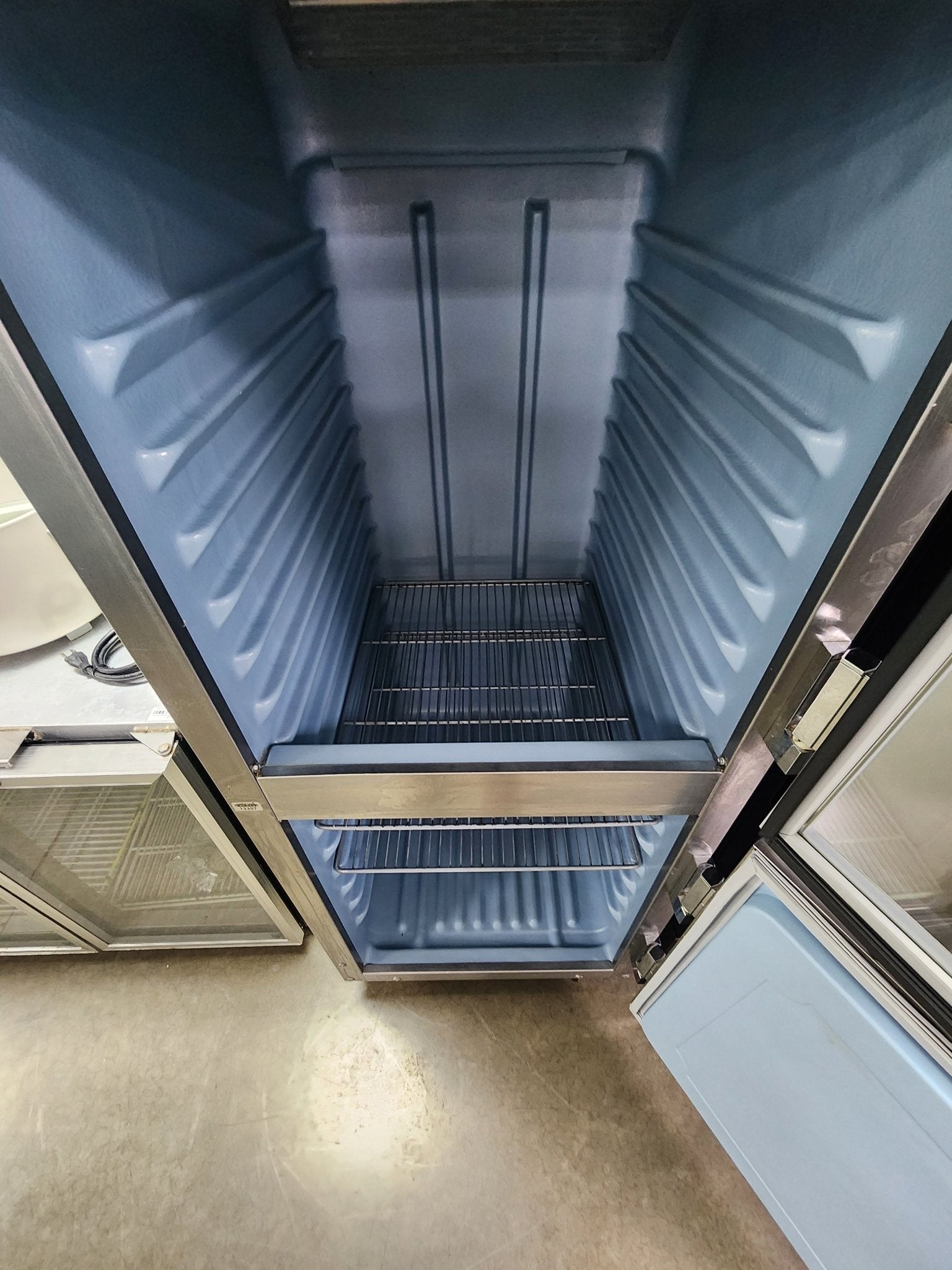 Used Delfield 6025XL One Section Reach In Refrigerator, (2) Right Hinge Solid Door - Falcon Restaurant Supply - 7