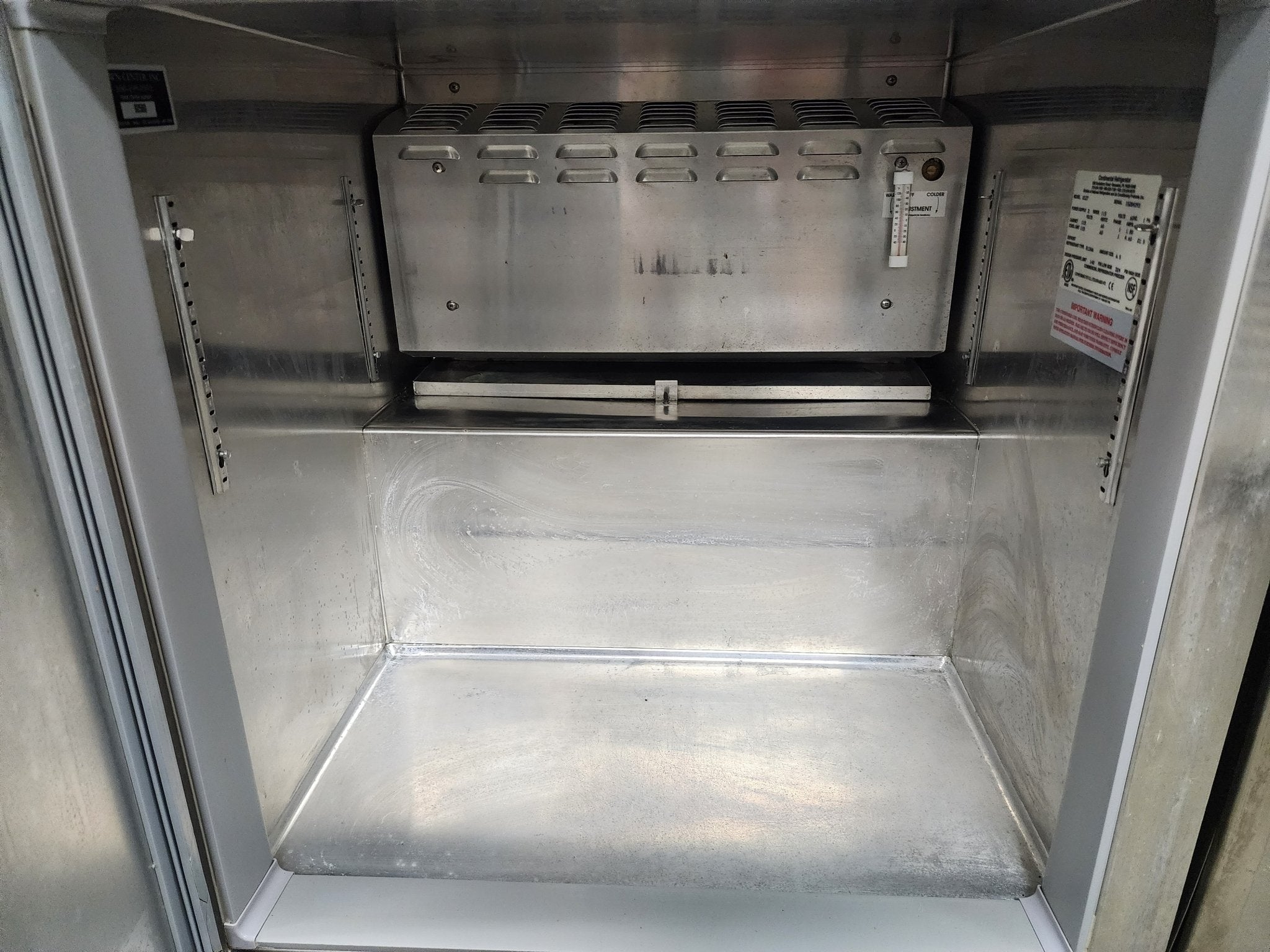 Used 27" Continental UC27 Undercounter Refrigerator - 1 section