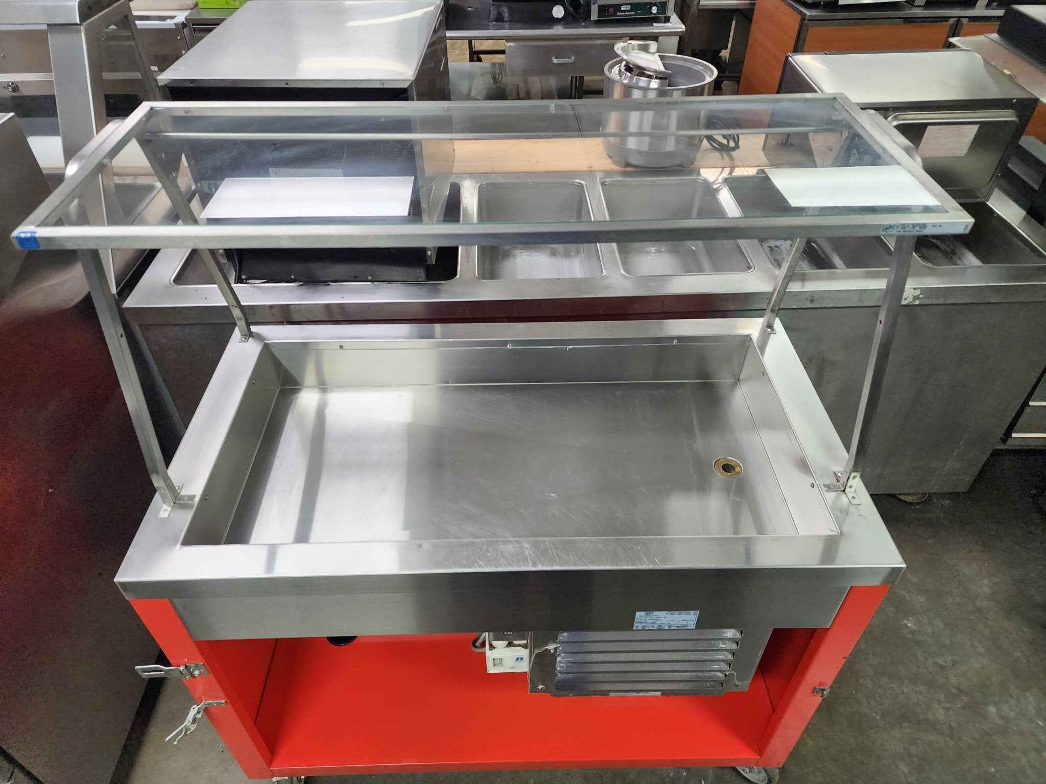 Used Duke 315-25PG 46" AeroServ™ Cold Food Bar - Salad Bar - (3) Pan Capacity 120V