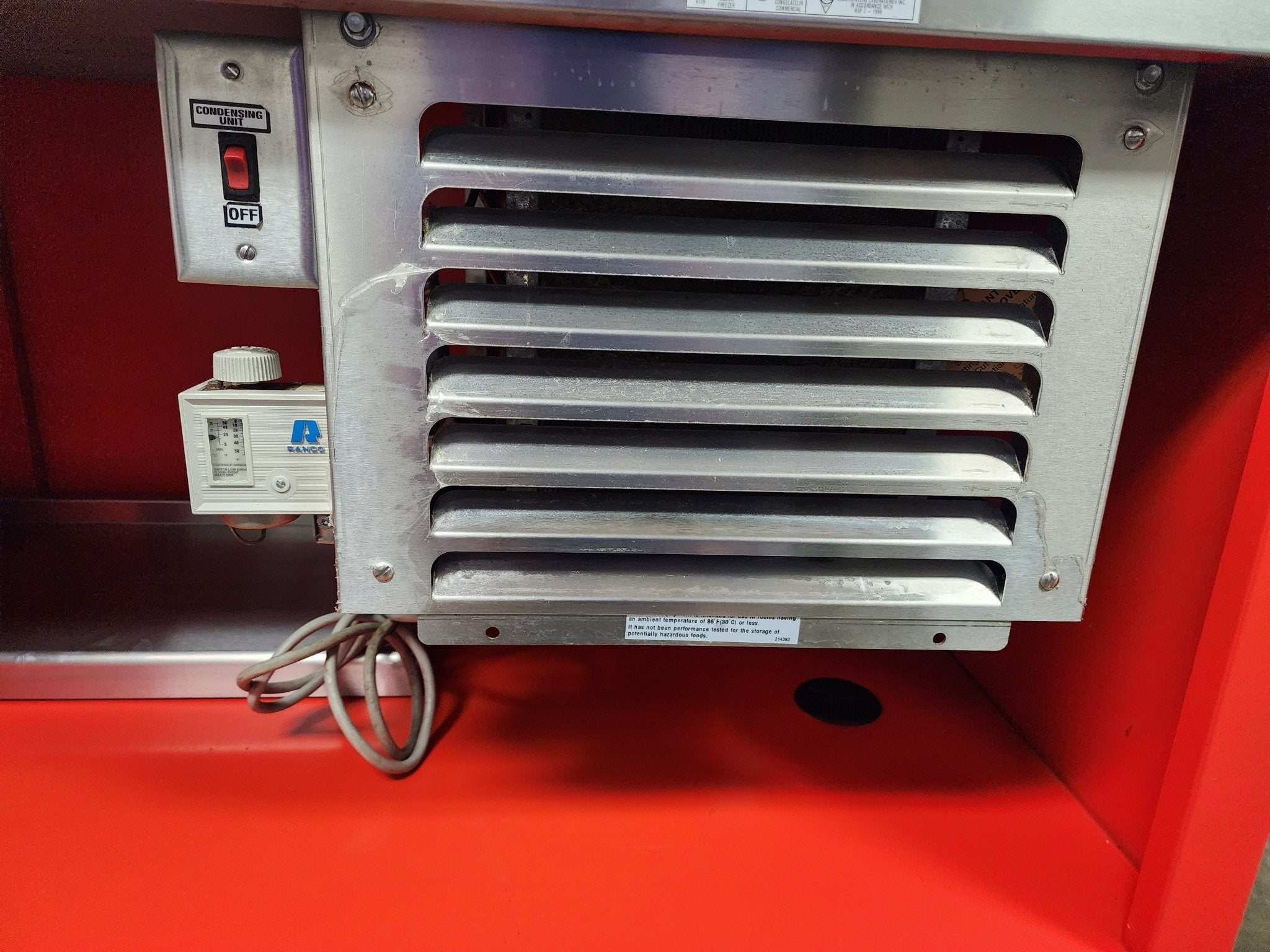 Used Duke 315 - 25PG 46" AeroServ™ Cold Food Bar - Salad Bar - (3) Pan Capacity 120V - Falcon Restaurant Supply - 3