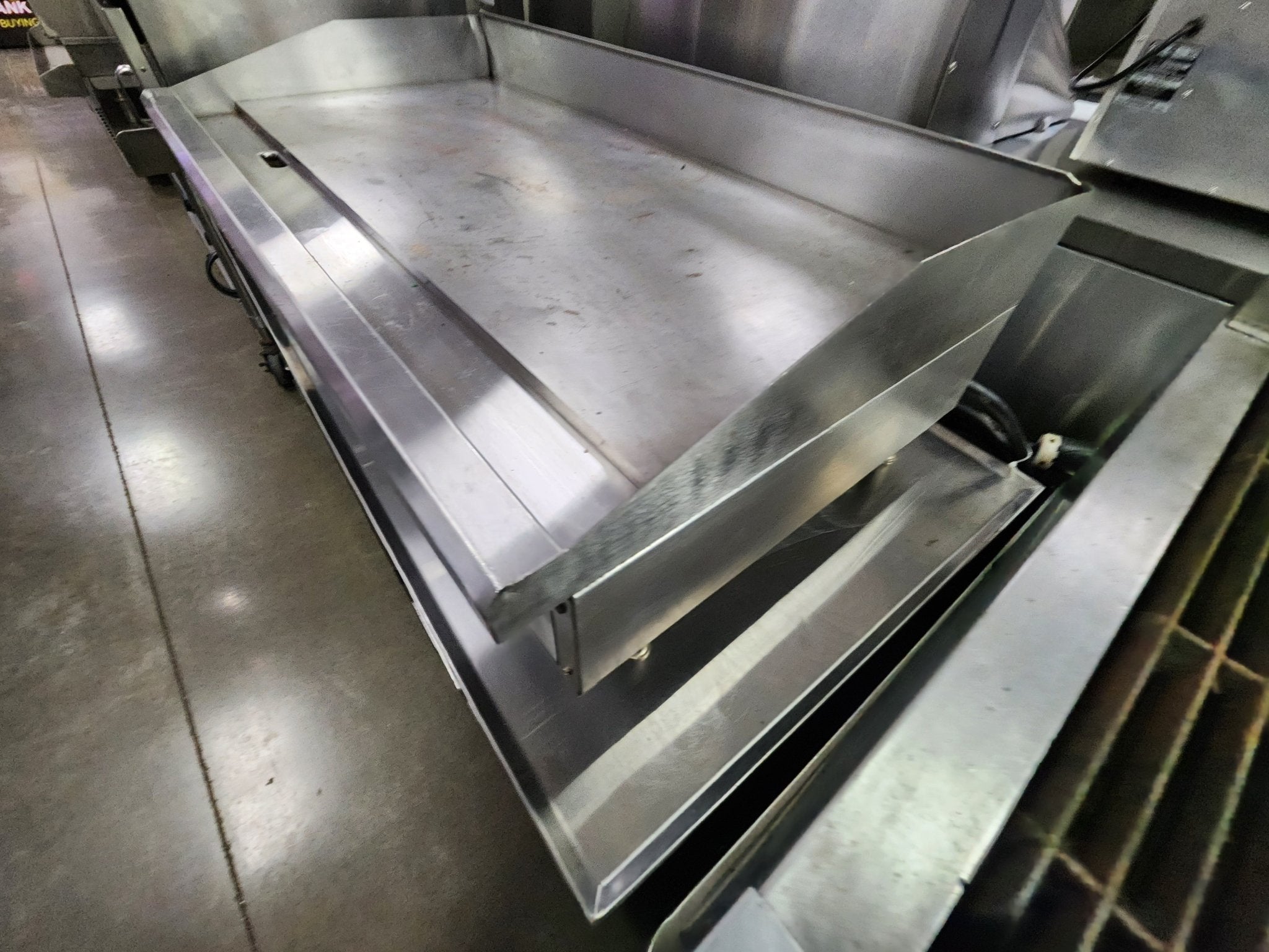 Used Toastmaster TMGE48 Countertop 48" Thermostatic Control Dual Electric Flat Top Griddle