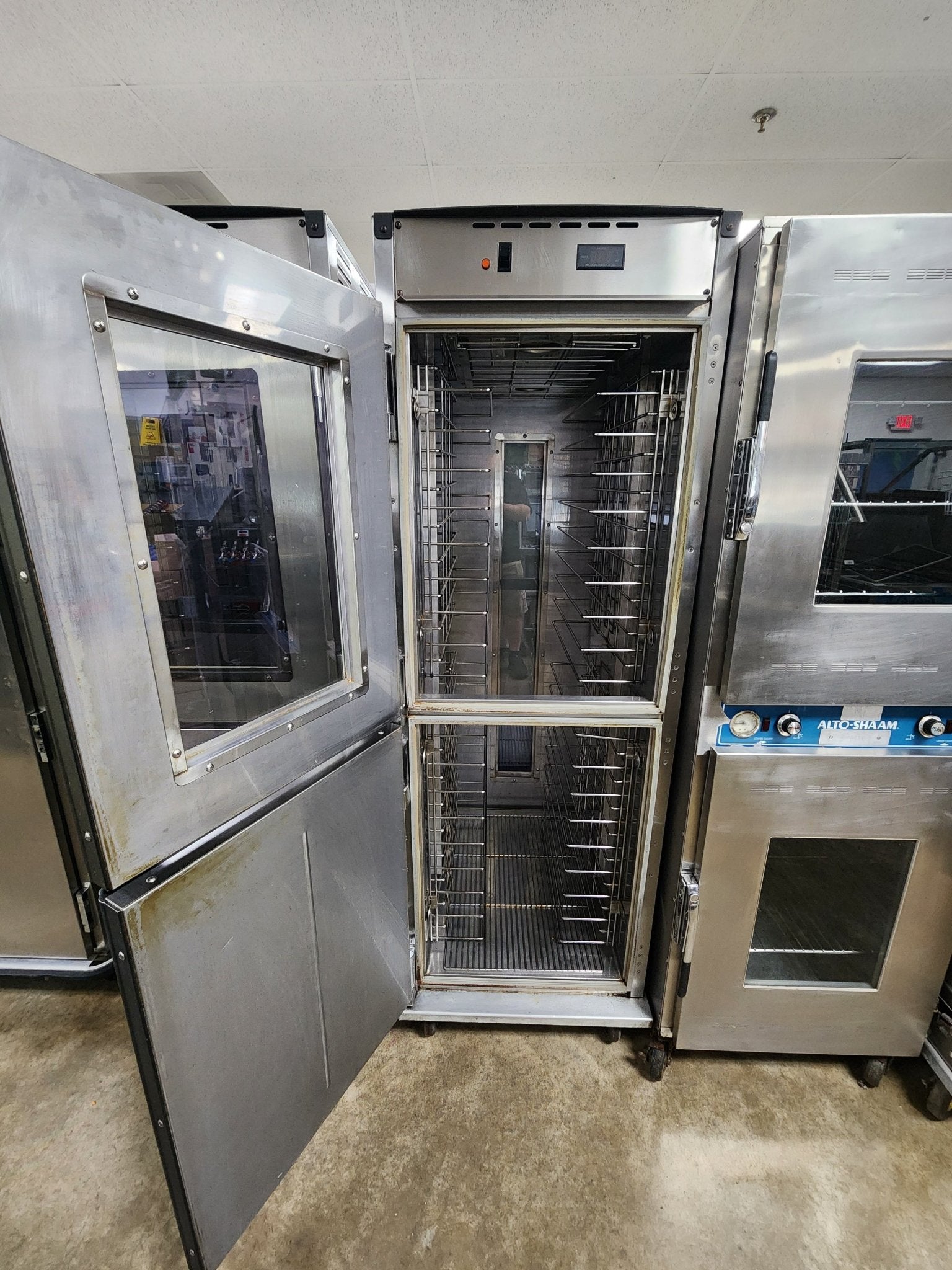 Used Cres Cor H138NPS36CLCMQRL i7 18 Pan Insulated Pass Thru Heated Holding Cabinet Food Warmer 120v