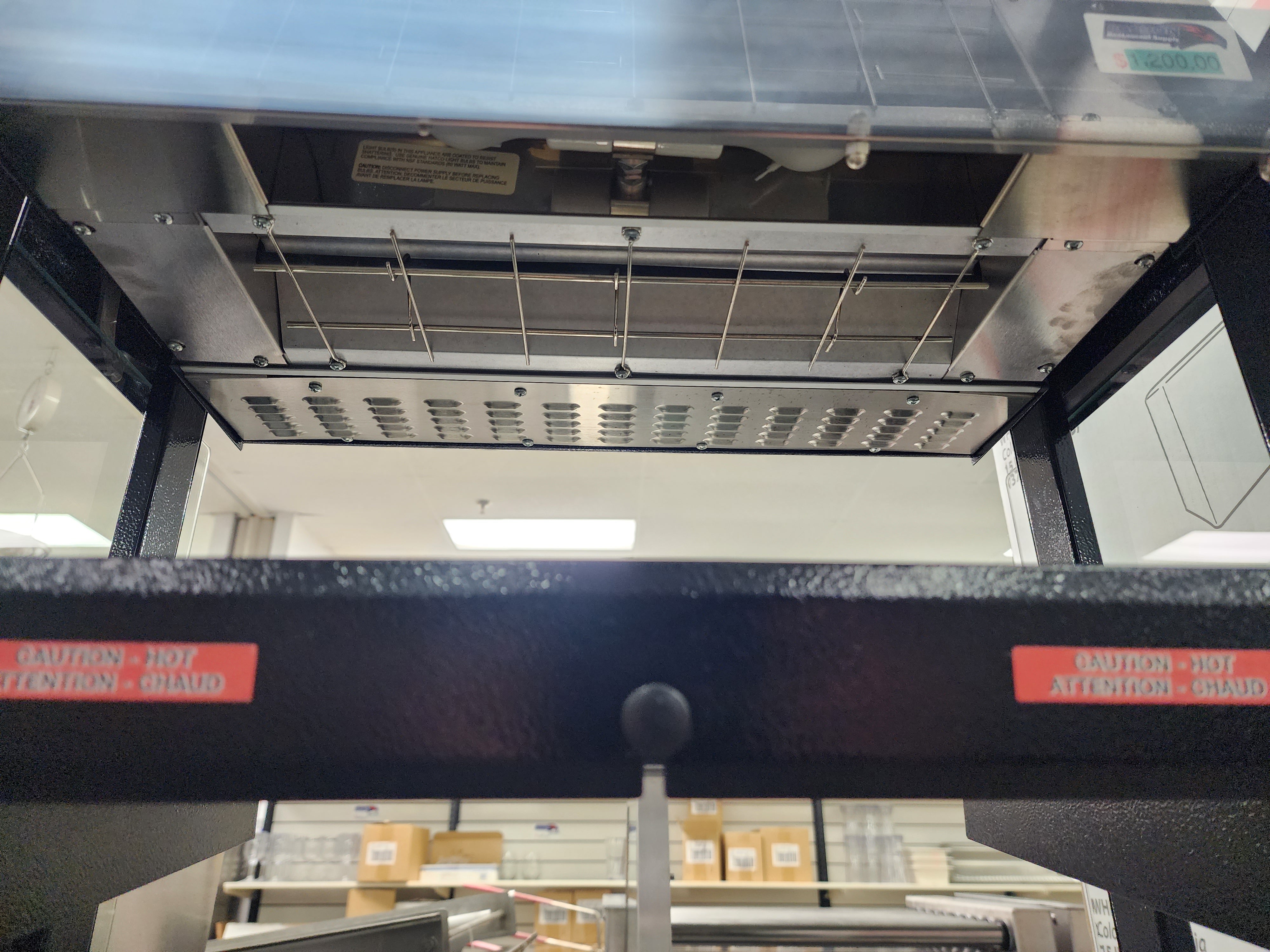 Used Hatco GRHW-1SGD Mini-Merchandising Warmer, Heated Glass-Shelf & Breath Protector