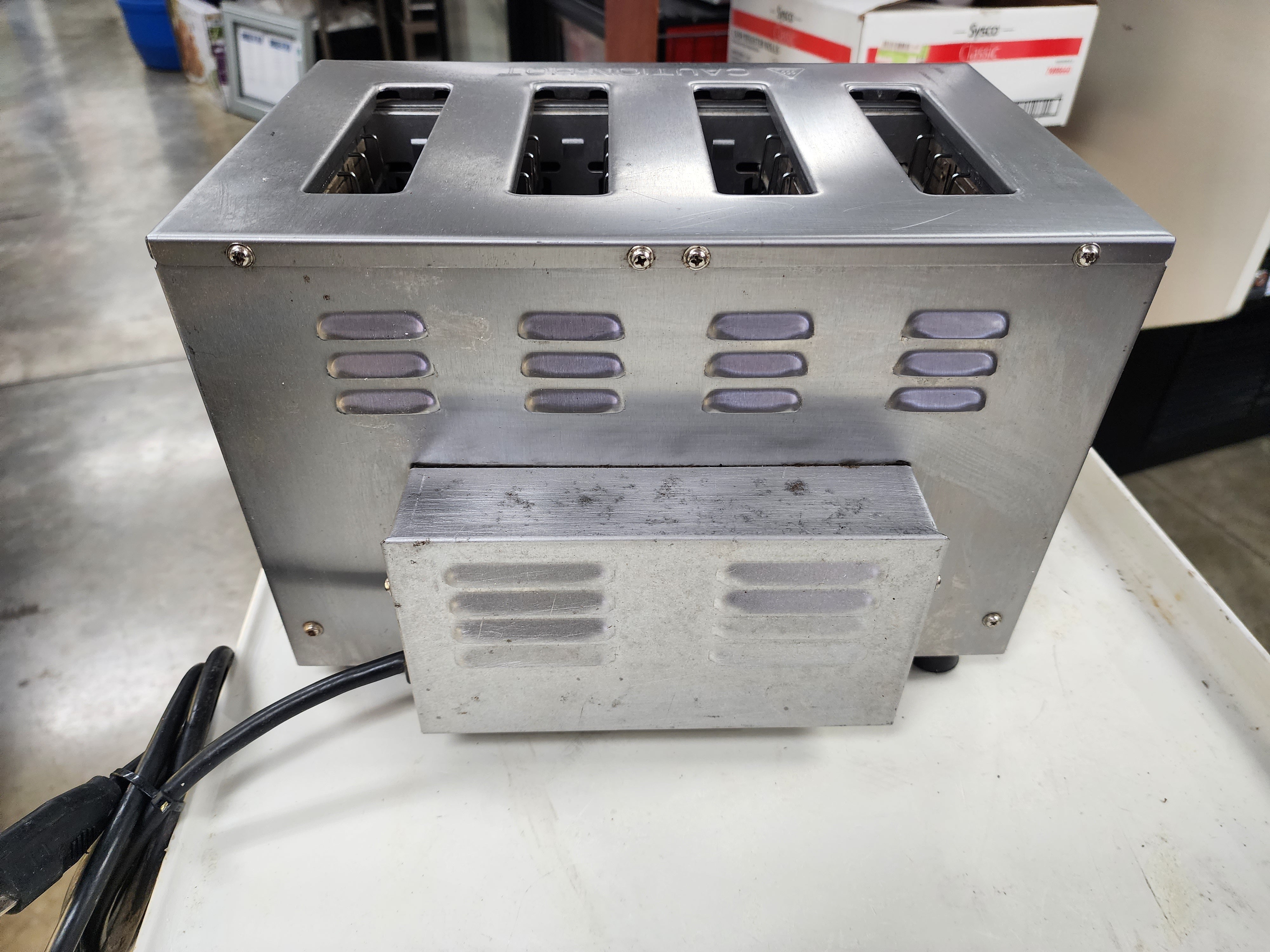 Used Hatco TPT-208 Slot Toaster - 220 Slices/hr w/ 1 1/4" Product Opening, 208v/1ph