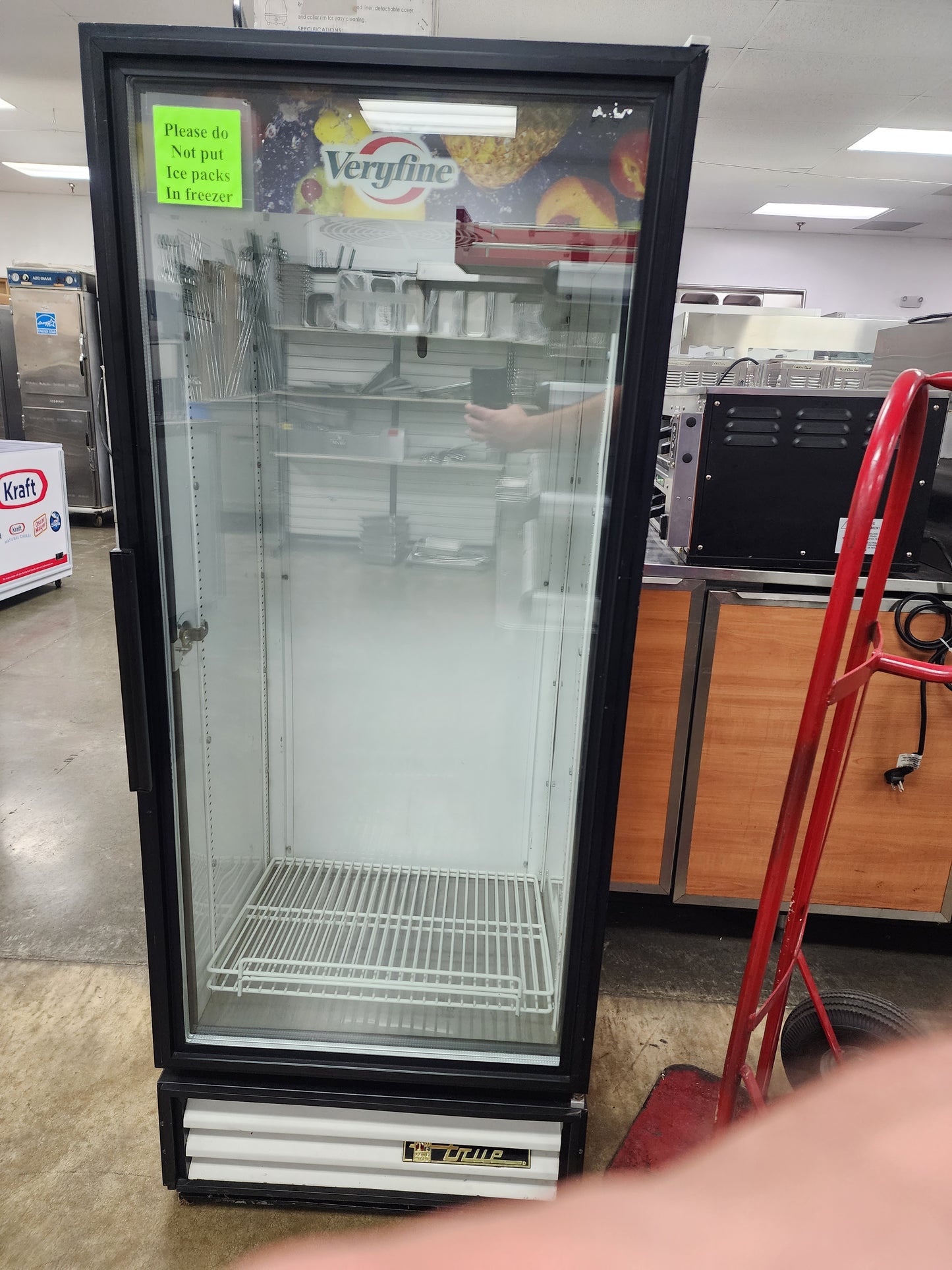 1998 True GDM-12 - 25" One Section Glass Door Merchandising Reach-in Refrigerator Cooler, (1) Left Hinge Door,