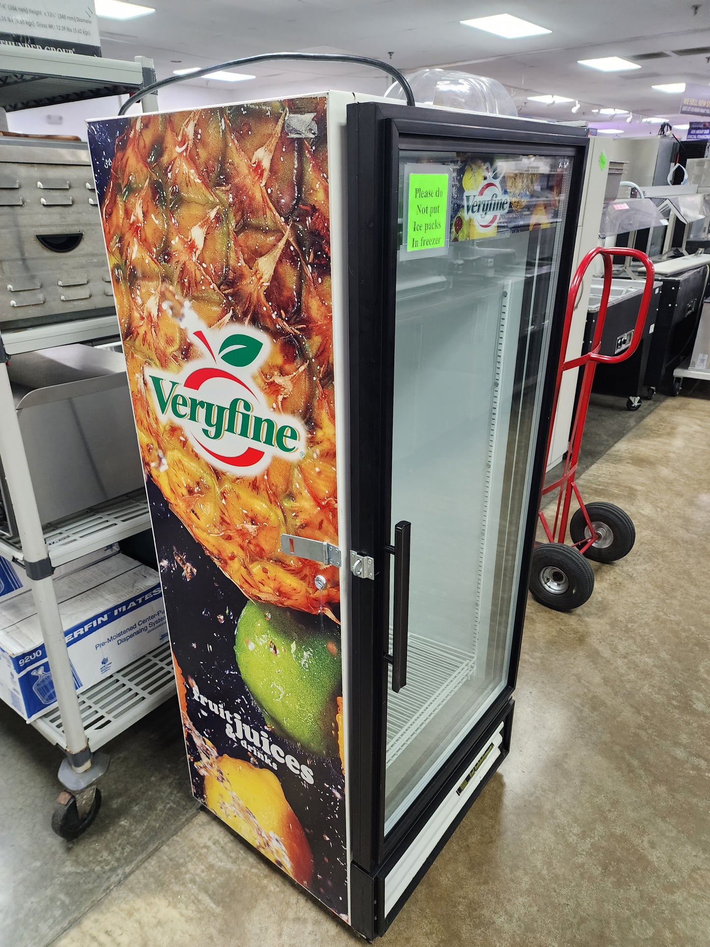 1998 True GDM-12 - 25" One Section Glass Door Merchandising Reach-in Refrigerator Cooler, (1) Left Hinge Door,