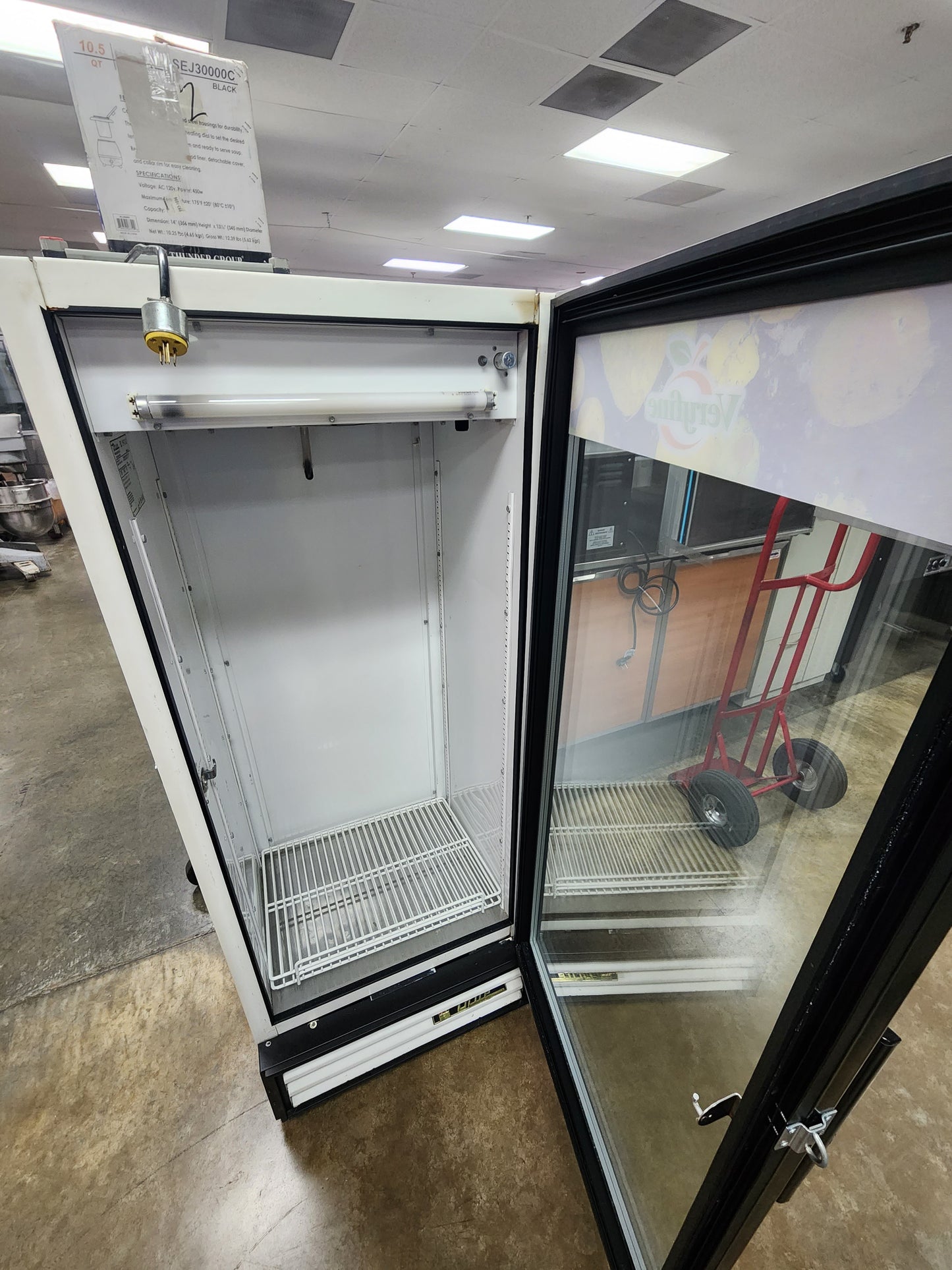 1998 True GDM-12 - 25" One Section Glass Door Merchandising Reach-in Refrigerator Cooler, (1) Left Hinge Door,