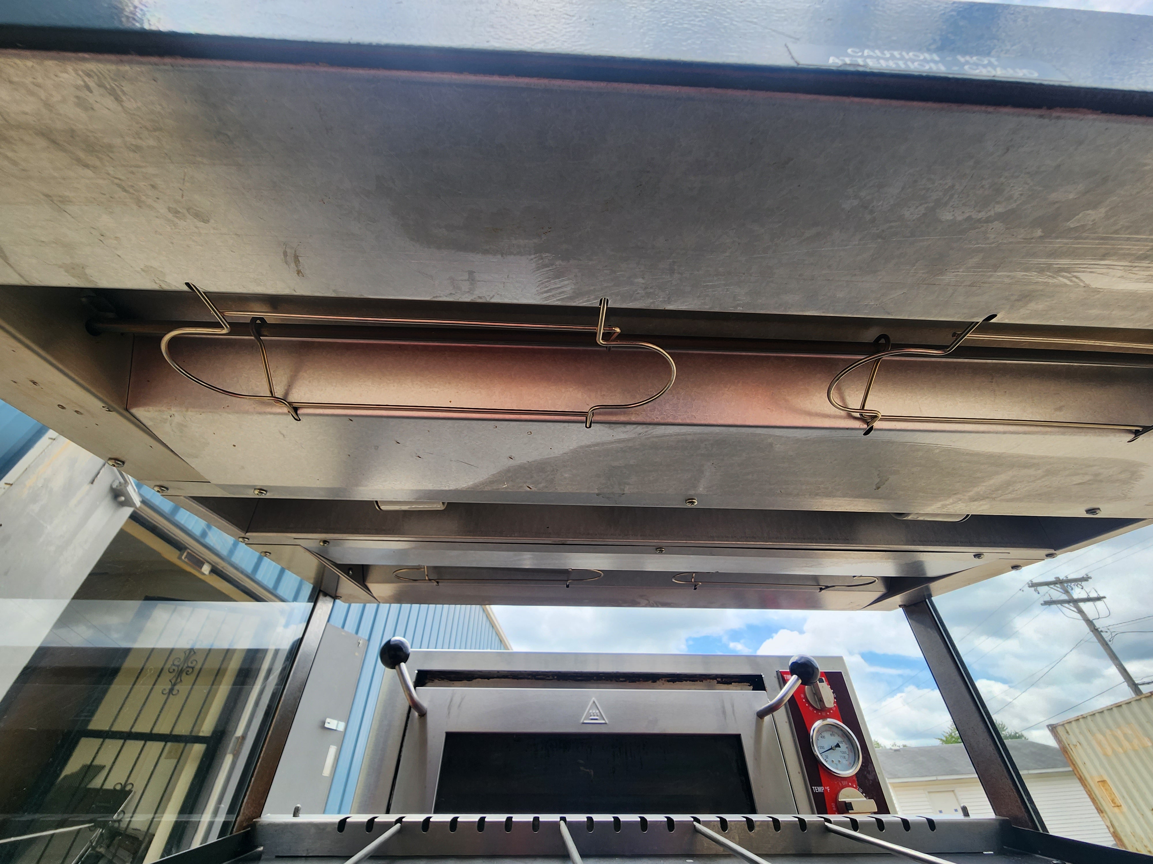 Used Hatco GRSDS-30 Glo-Ray 30" Slanted Heated Warming Display Single Shelf Merchandiser - 120V 790W - JS