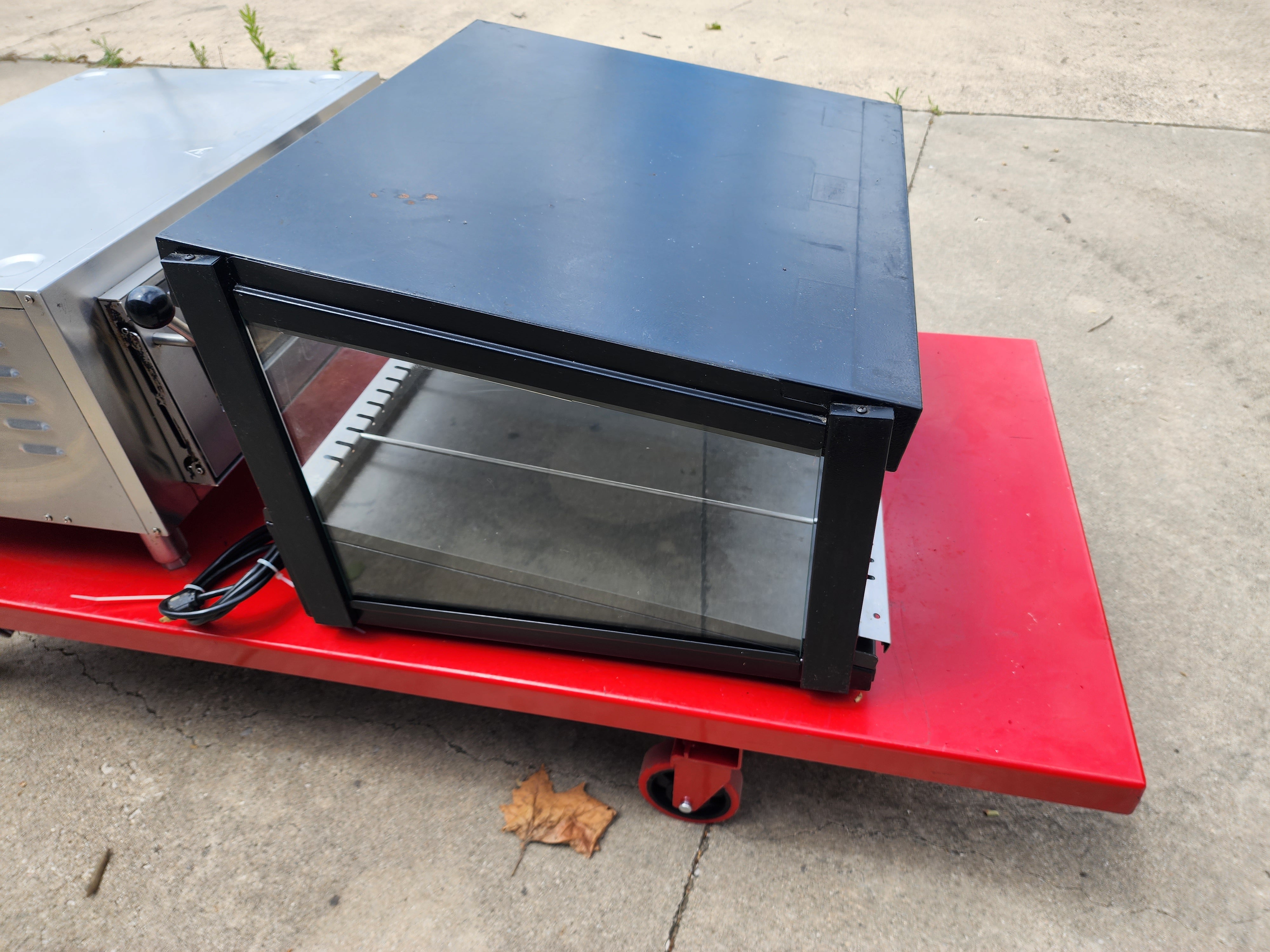 Used Hatco GRSDS-30 Glo-Ray 30" Slanted Heated Warming Display Single Shelf Merchandiser - 120V 790W - JS