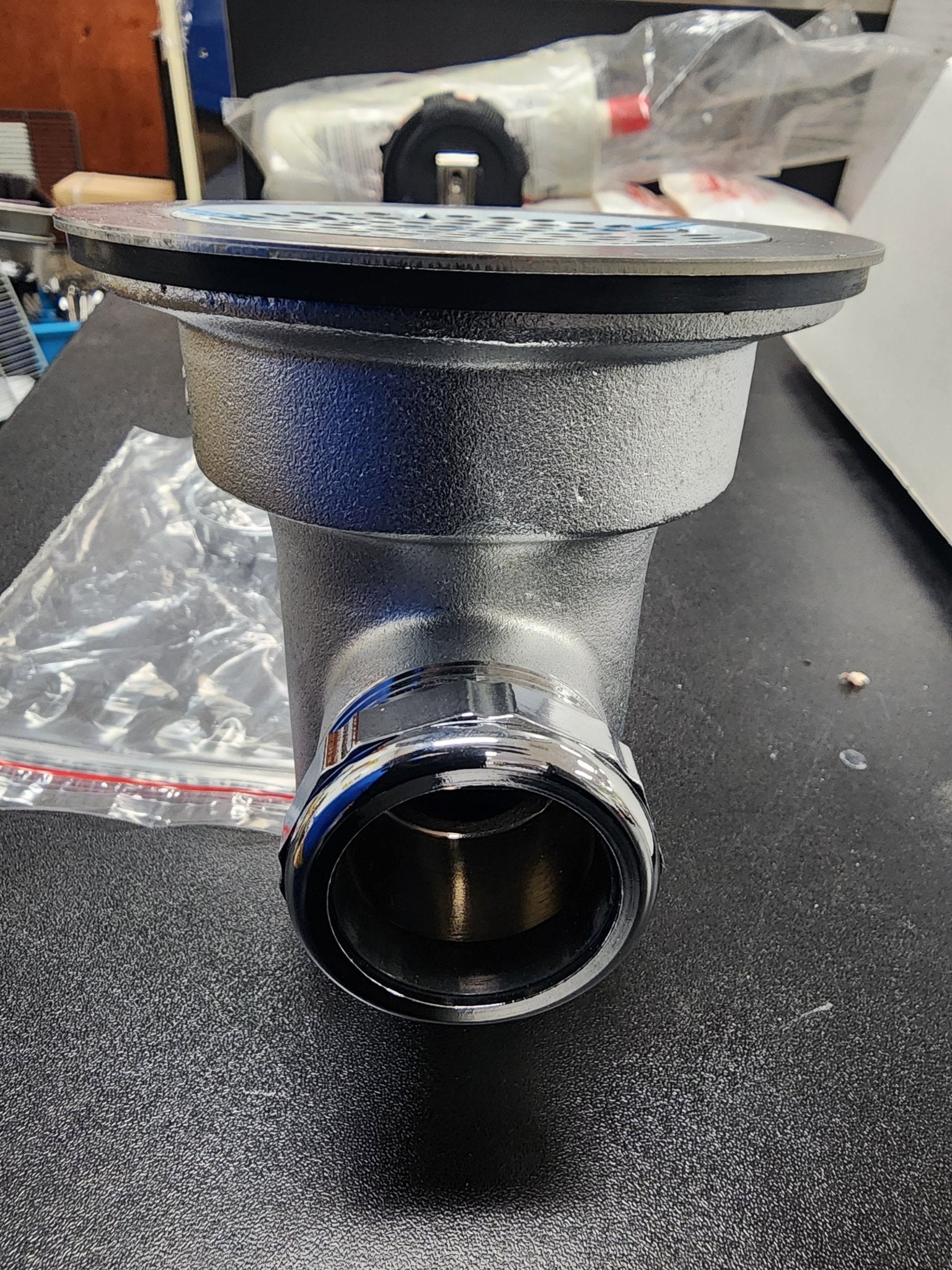 New T&S B-3942 Twist Waste Valve, 3" Sink Opening, 2" Drain Outlet