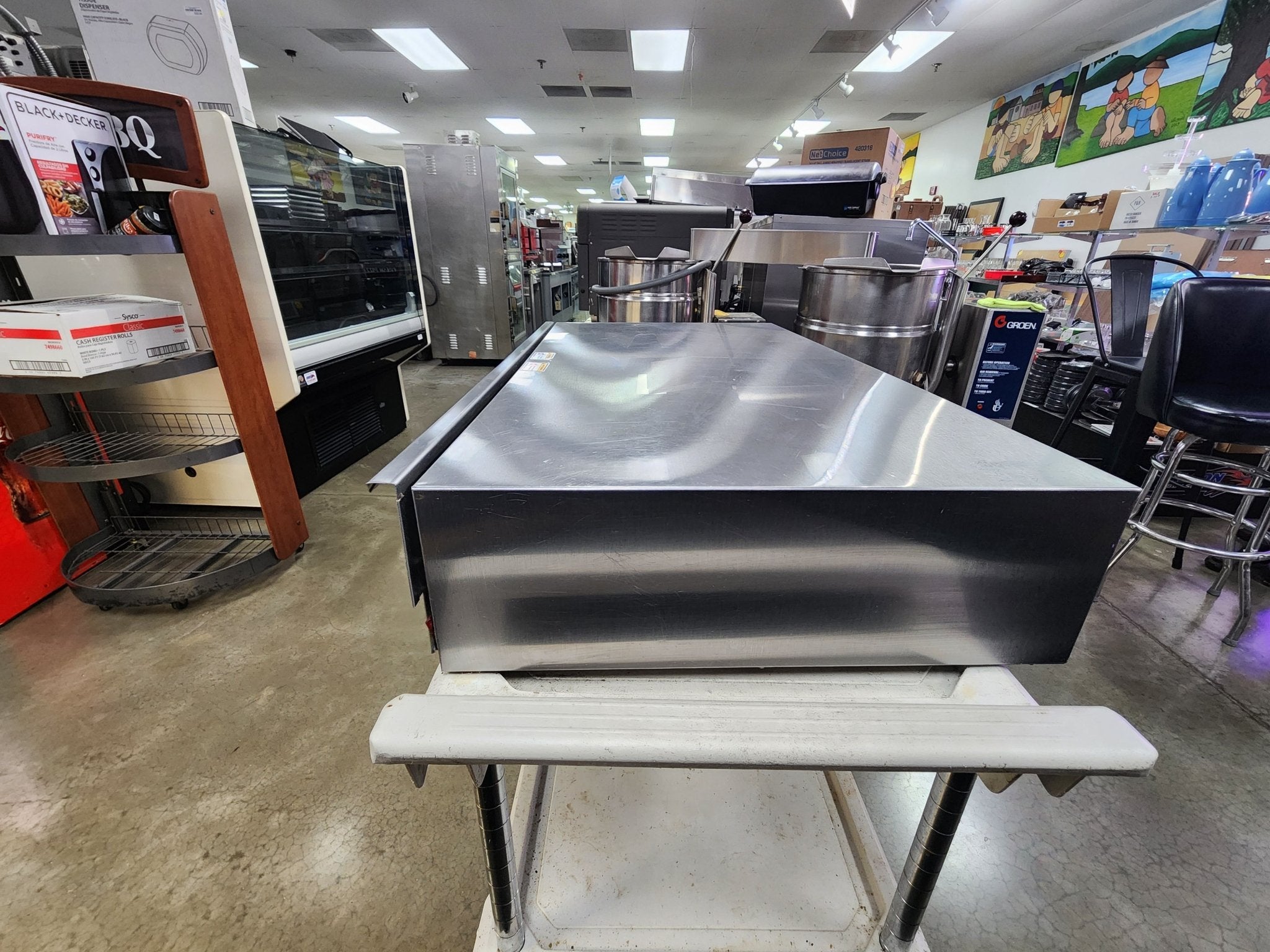 Used APW Wyott BWD-50 Dry Hot Dog Bun Warmer - Holds 40 Buns, 120V