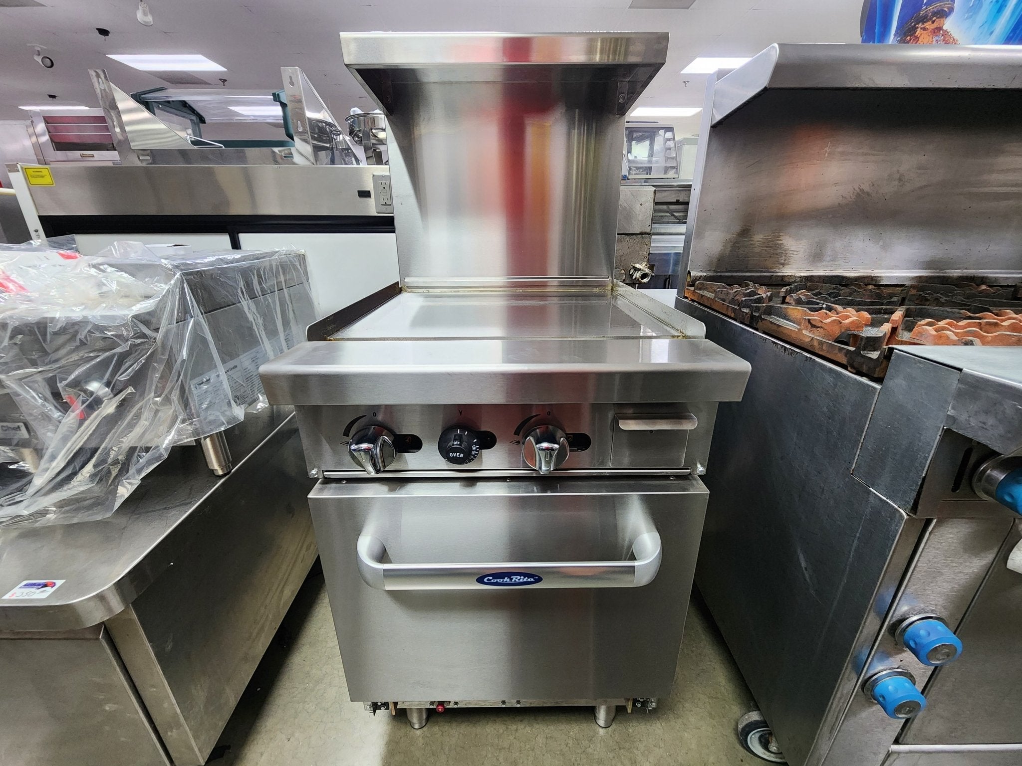 New Atosa AGR - 24G CookRite 24" Gas Flat Top Griddle Range w/ Oven & 3/4" Thick Plate - Falcon Restaurant Supply - 1