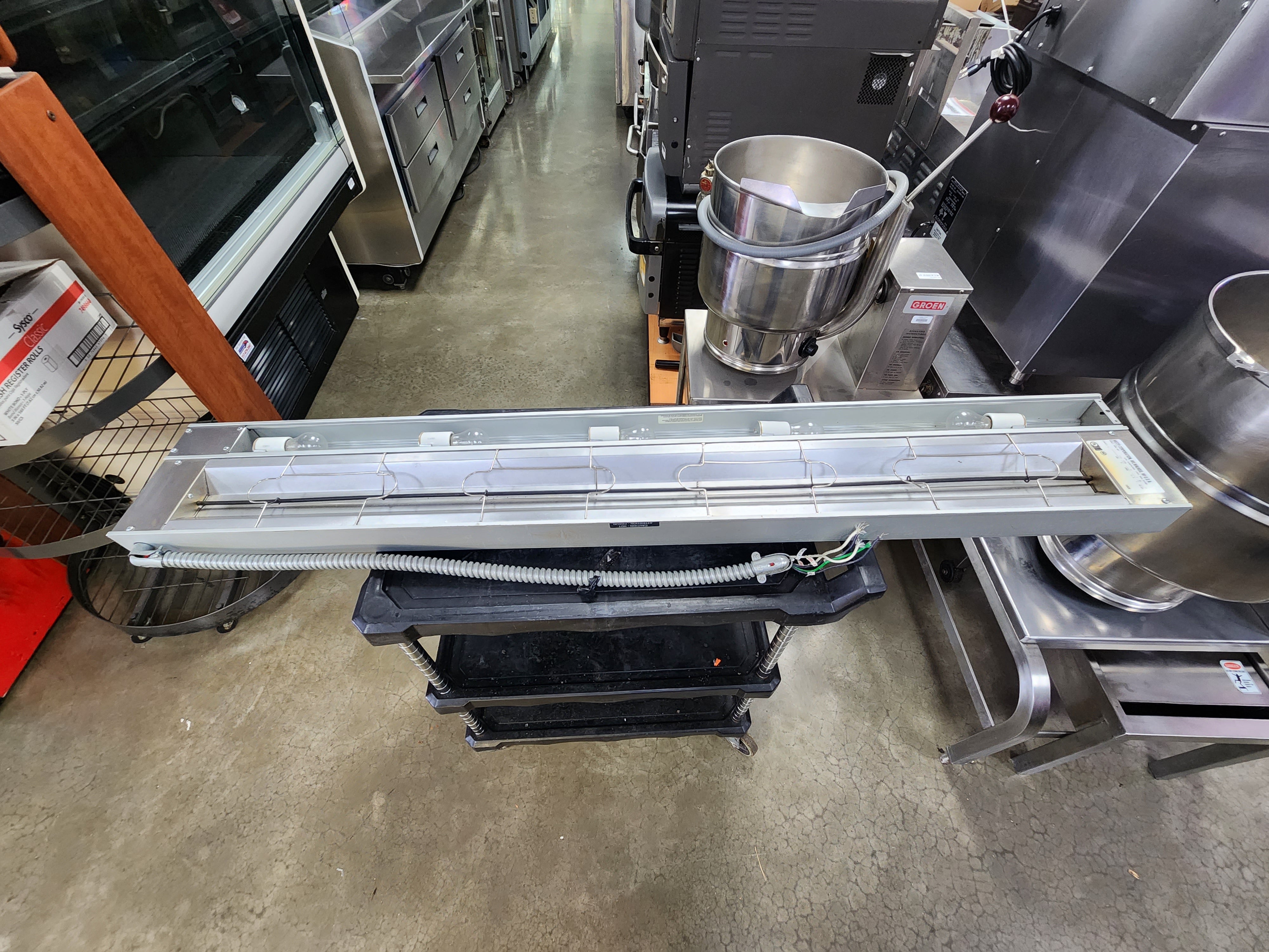 Used Hatco GRAL-60 60" Standard Watts Infrared Strip Warmer - Single Rod, (2) Built In Toggle Control, 120/208v/1ph