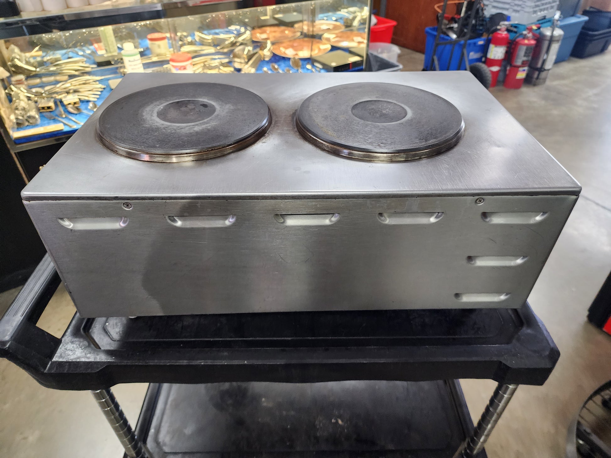 Electric Countertop Hot Plate | Model H70 | Two Large Solid Elements | Wells
