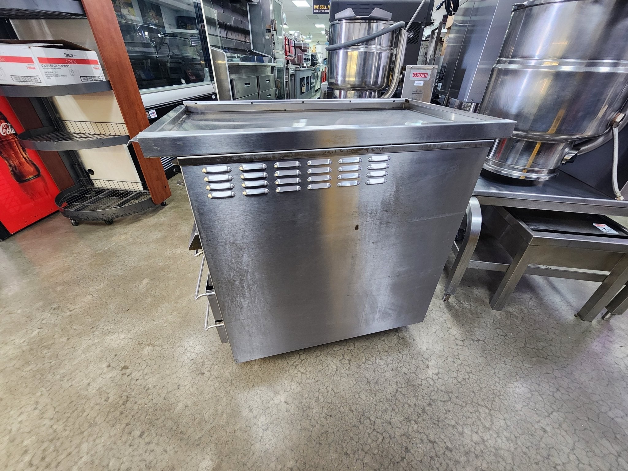 Used Carter - Hoffmann VCNH2W3S Stainless Steel Thermostatic Controls Vertical Crisp N Hold Cabinet - 120 Volts 1 - Ph - Falcon Restaurant Supply - 6