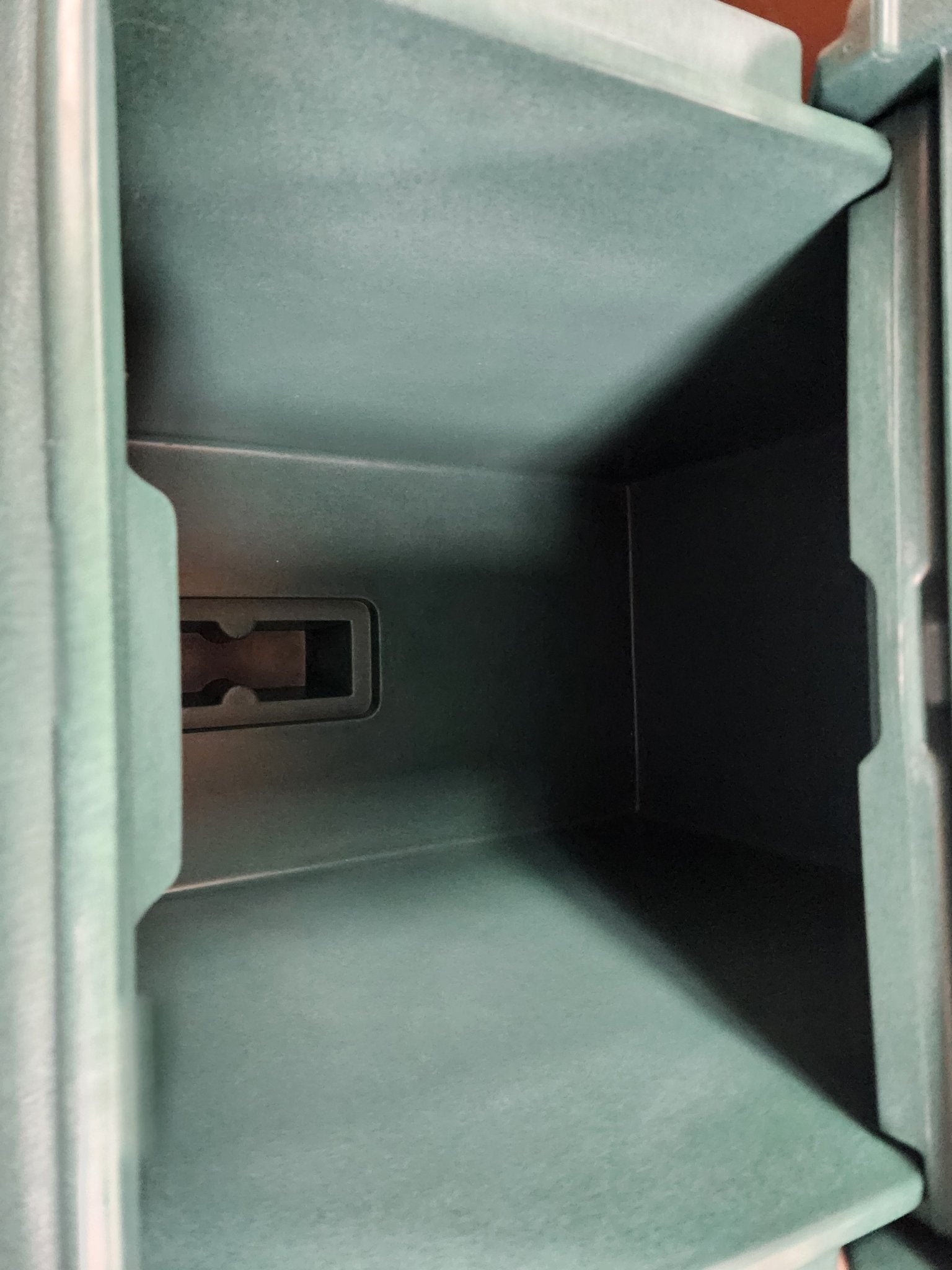 Used Cambro ICS175TB - 175 lb Insulated Mobile Ice Caddy - Plastic, Slate Blue - Falcon Restaurant Supply - 3