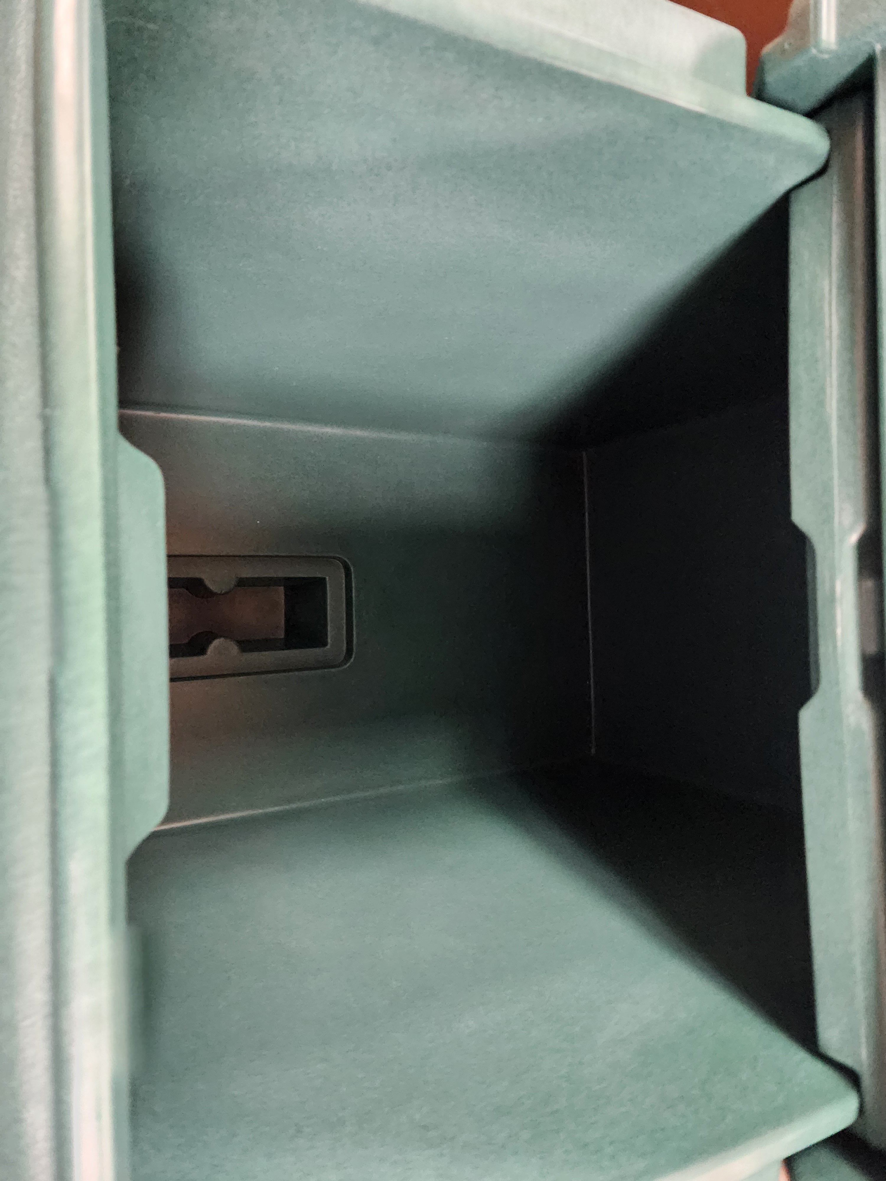 Used Cambro ICS175TB - 175 lb Insulated Mobile Ice Caddy - Plastic, Slate Blue