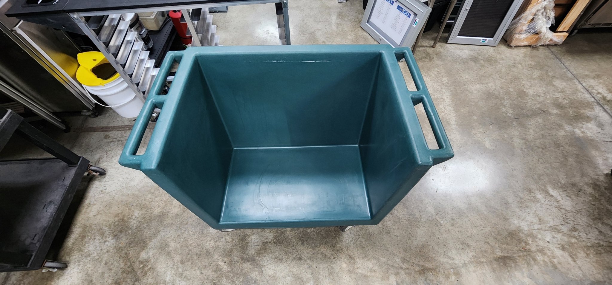 Used Cambro TDC2029 Slate Blue Dish Cart - 38" x 22" x 34" - Falcon Restaurant Supply - 2