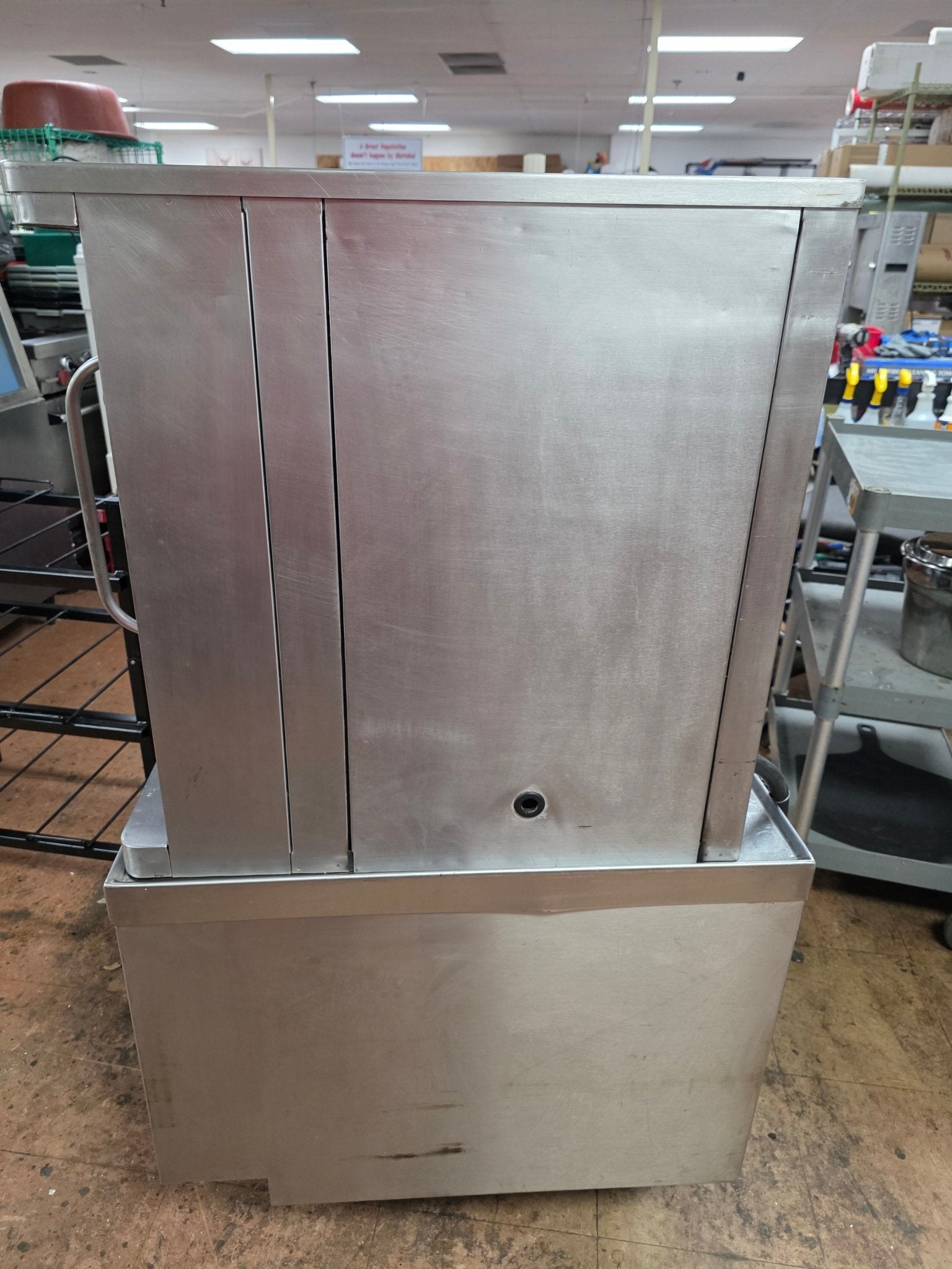 Used Blodgett CTB-1 Electric 1/2 Size Convection Oven with Stand and Casters 208V JB