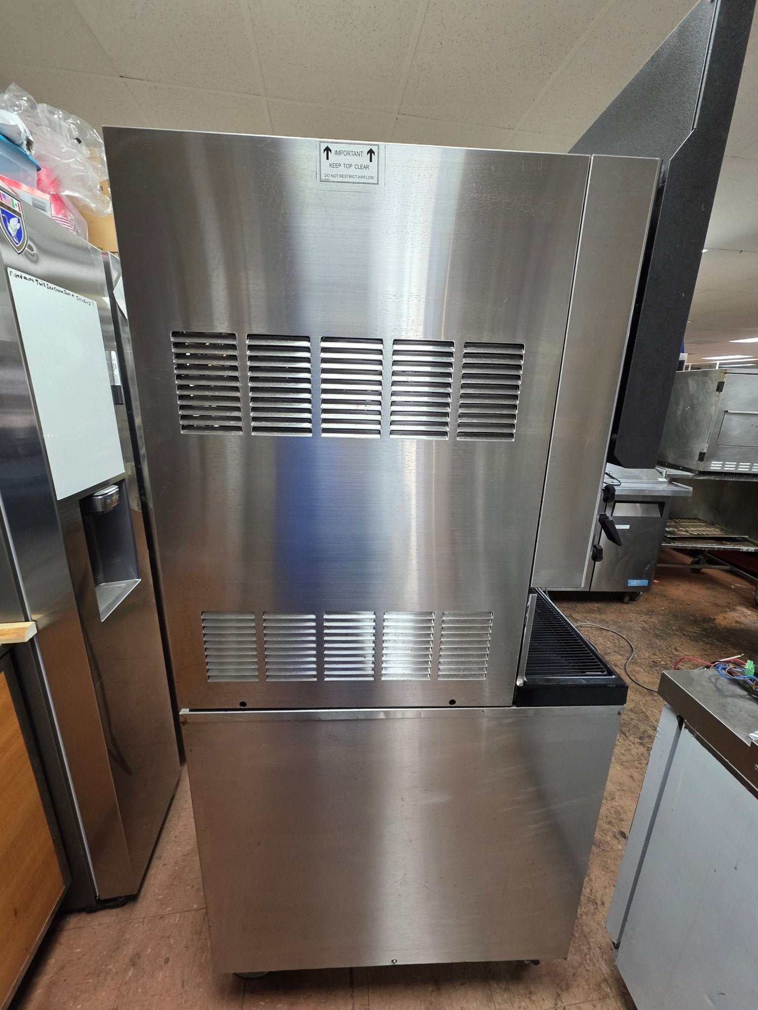 Used 26" FBD 774 Four Barrel Frozen Carbonated Beverage Dispenser 230V As Is - Falcon Restaurant Supply - 7