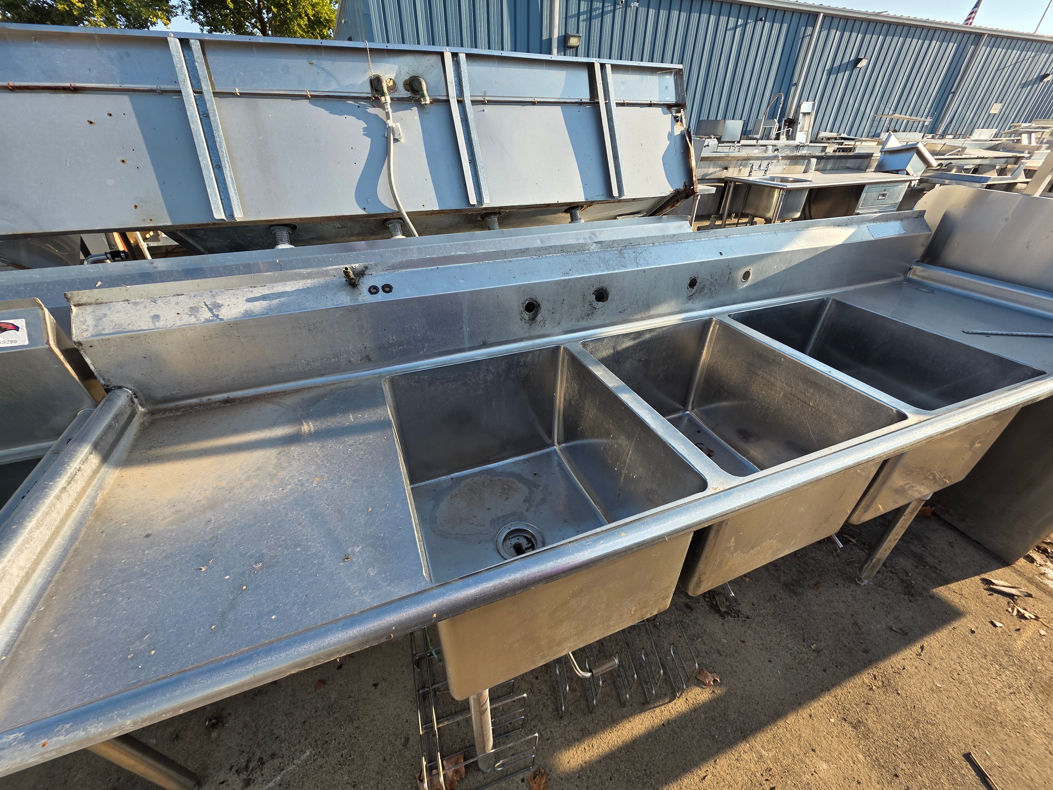 Used 97" Stainnless 3 Compartment Sink - SS 335