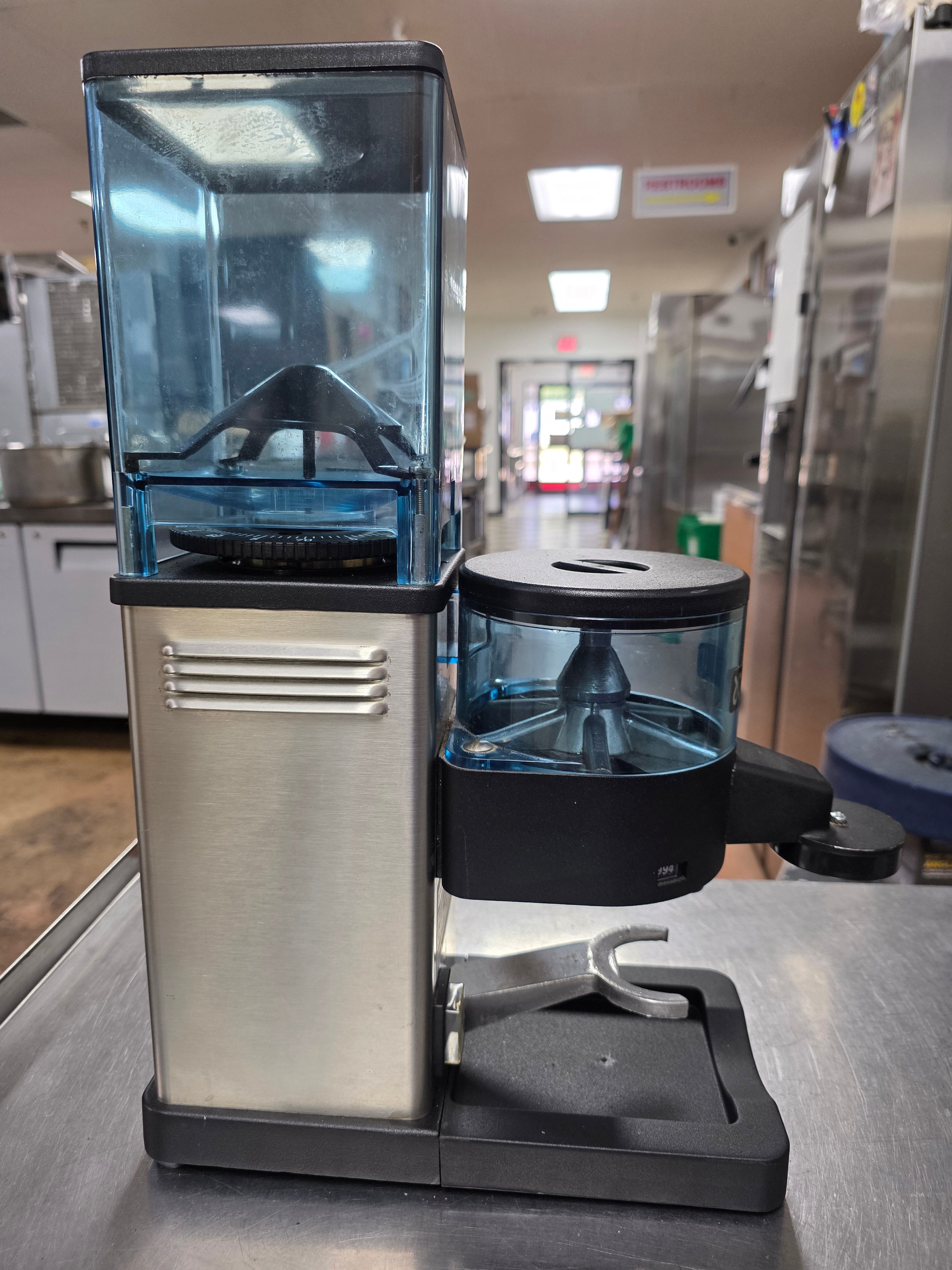 Used Rancilio MD40 Semi Automatic Espresso Coffee Grinder Doser 110V