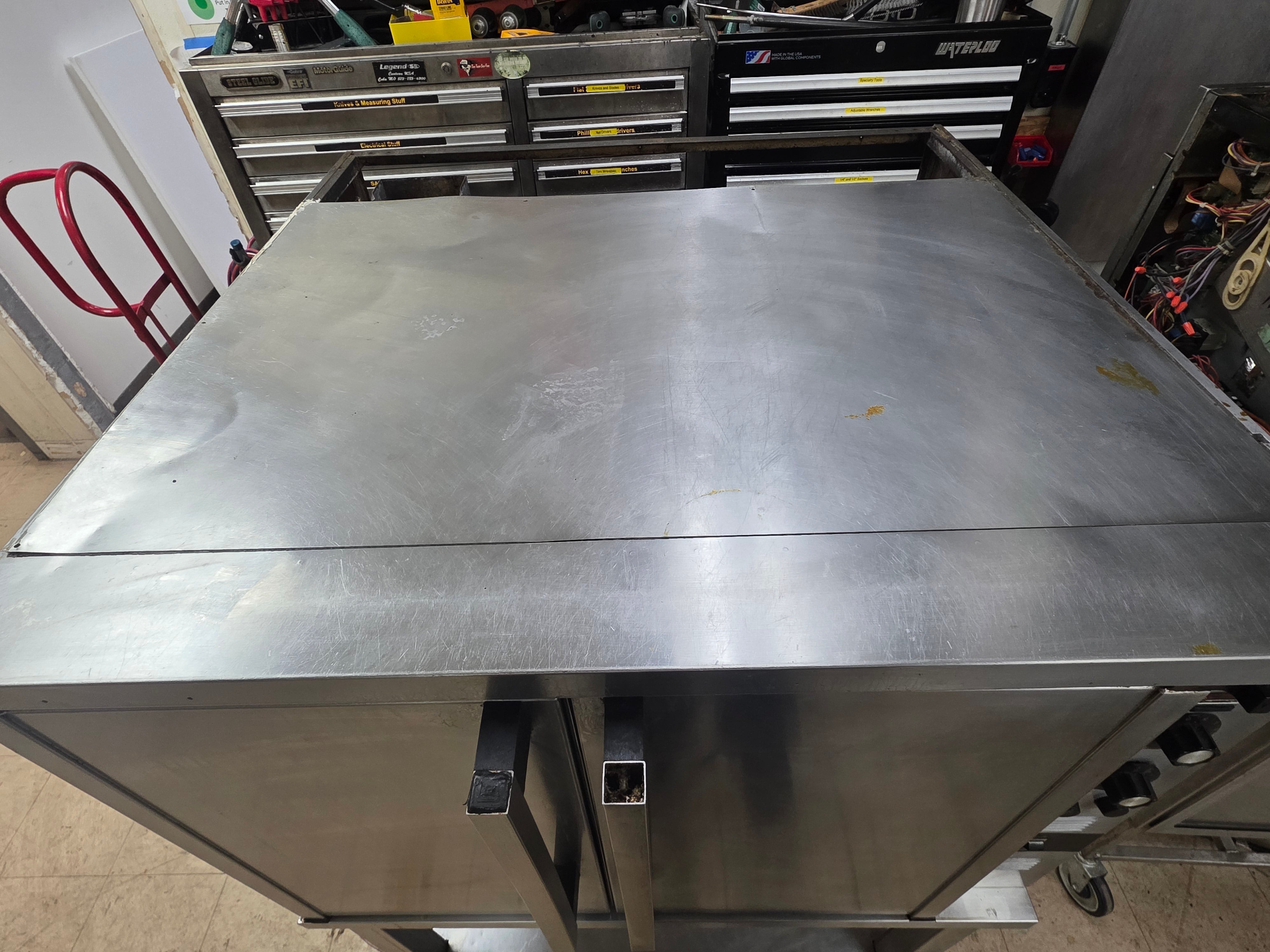 Used Toastmaster Electric Convection Oven 208V 3PH AS IS - CON