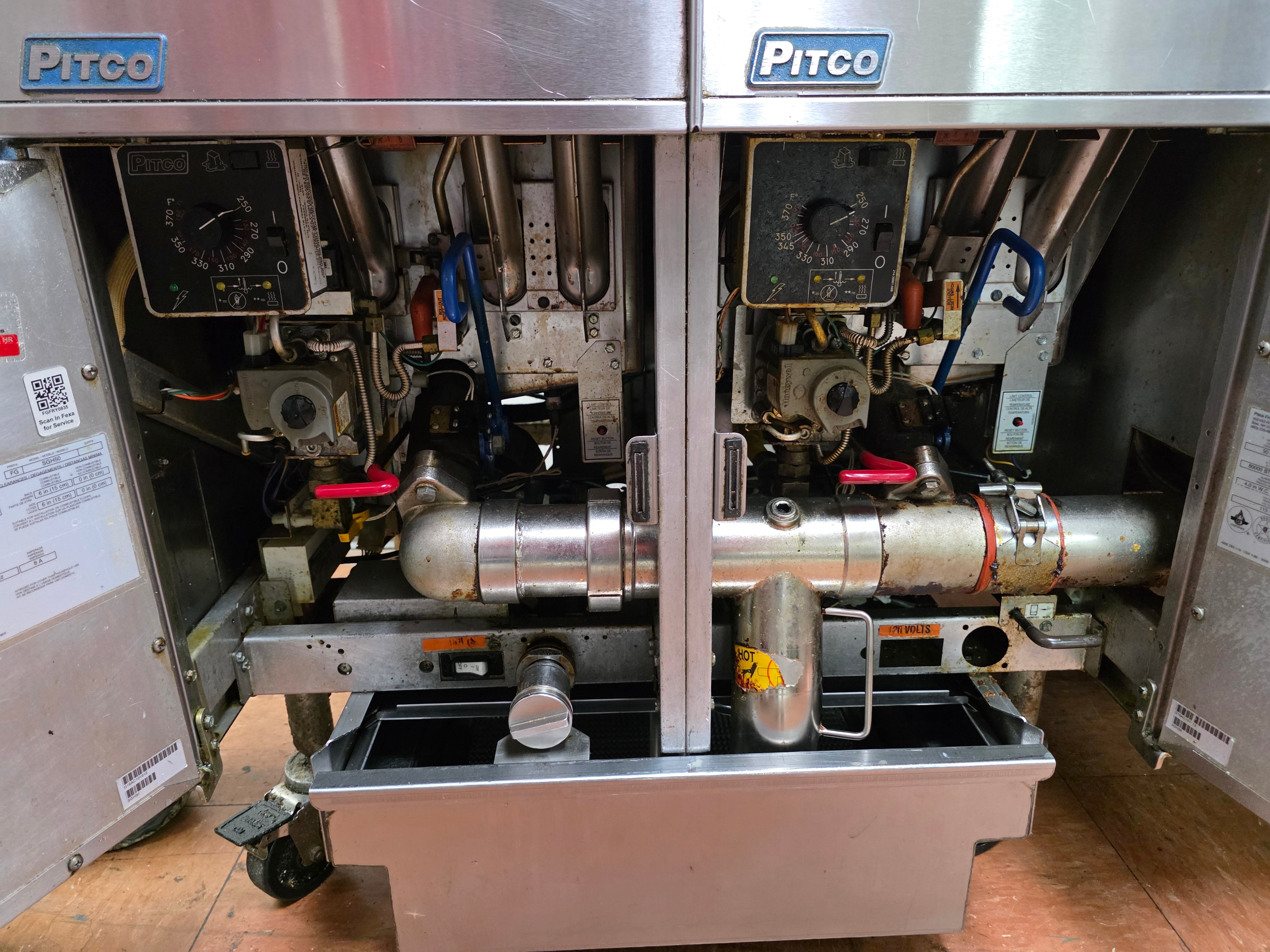 Used 2016 Pitco SGH50-4 Natural Gas Frying Station with Basket Hanger - FG5