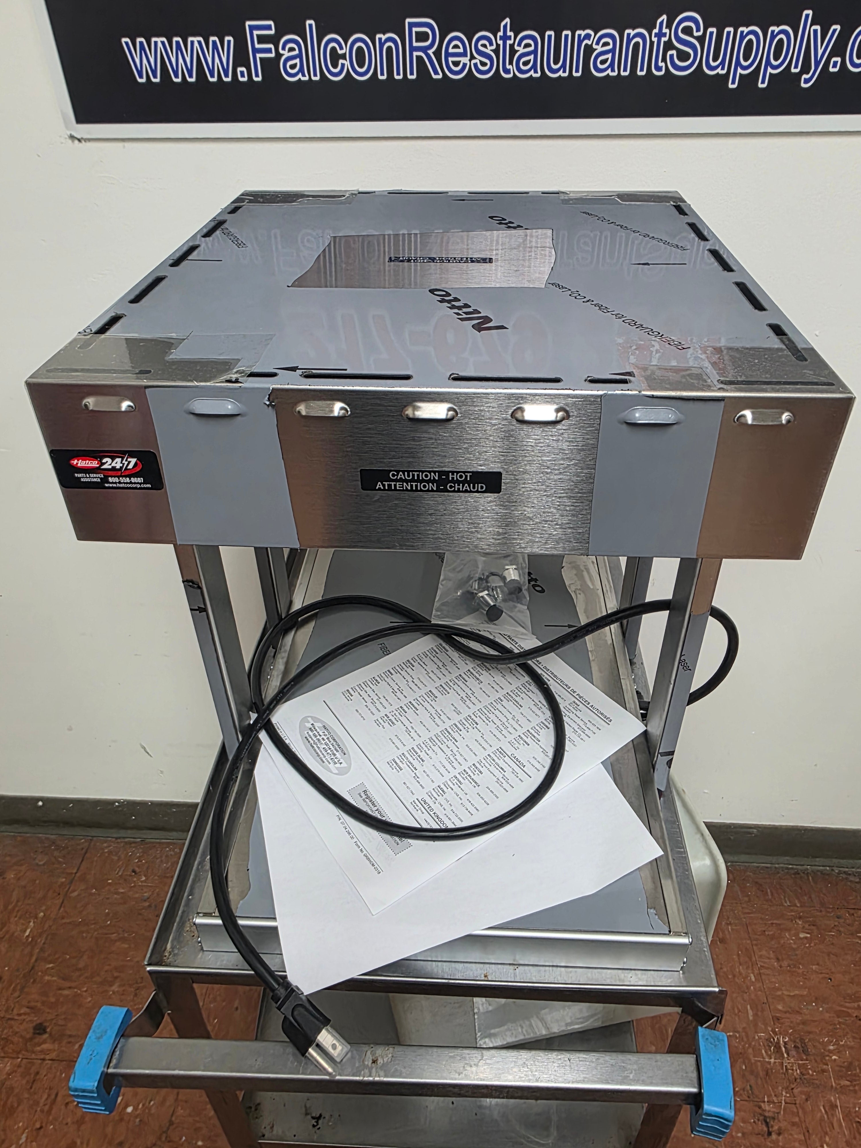 Unused 15" Hatco GRBWI-15D Stainless Countertop Food Warmer - 120V 670W - BF