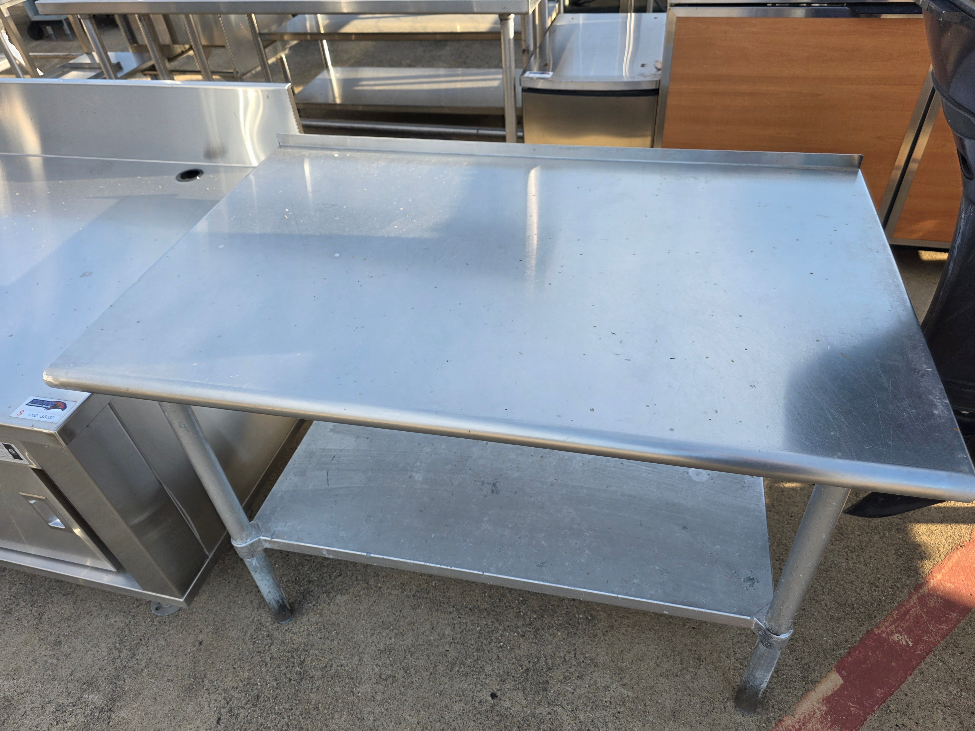 Used 48"W X 30"D X 32H" Stainless Steel Table - SS368