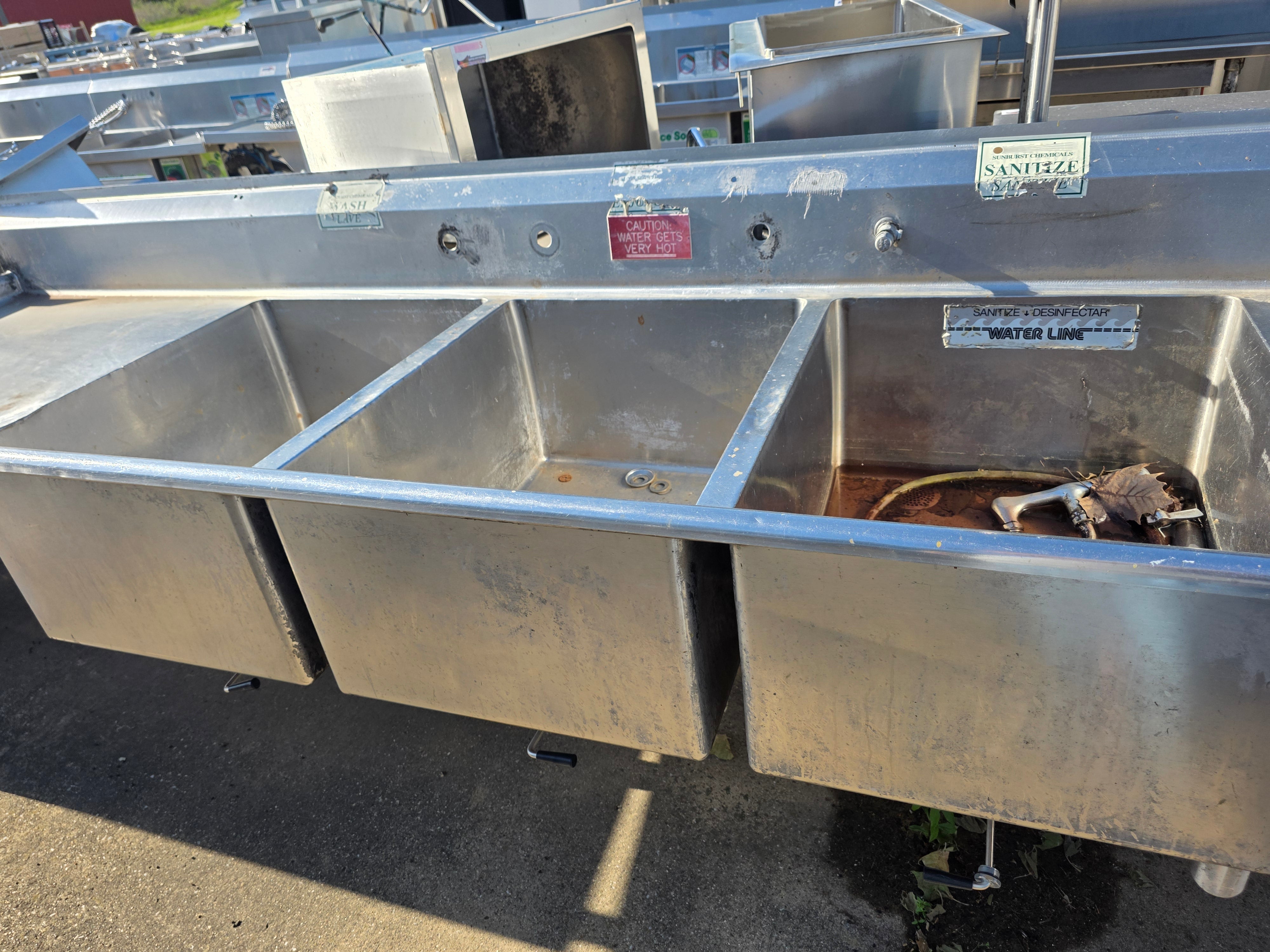 Used 133"X 34" Stainless 3 compartment Sink - SS381