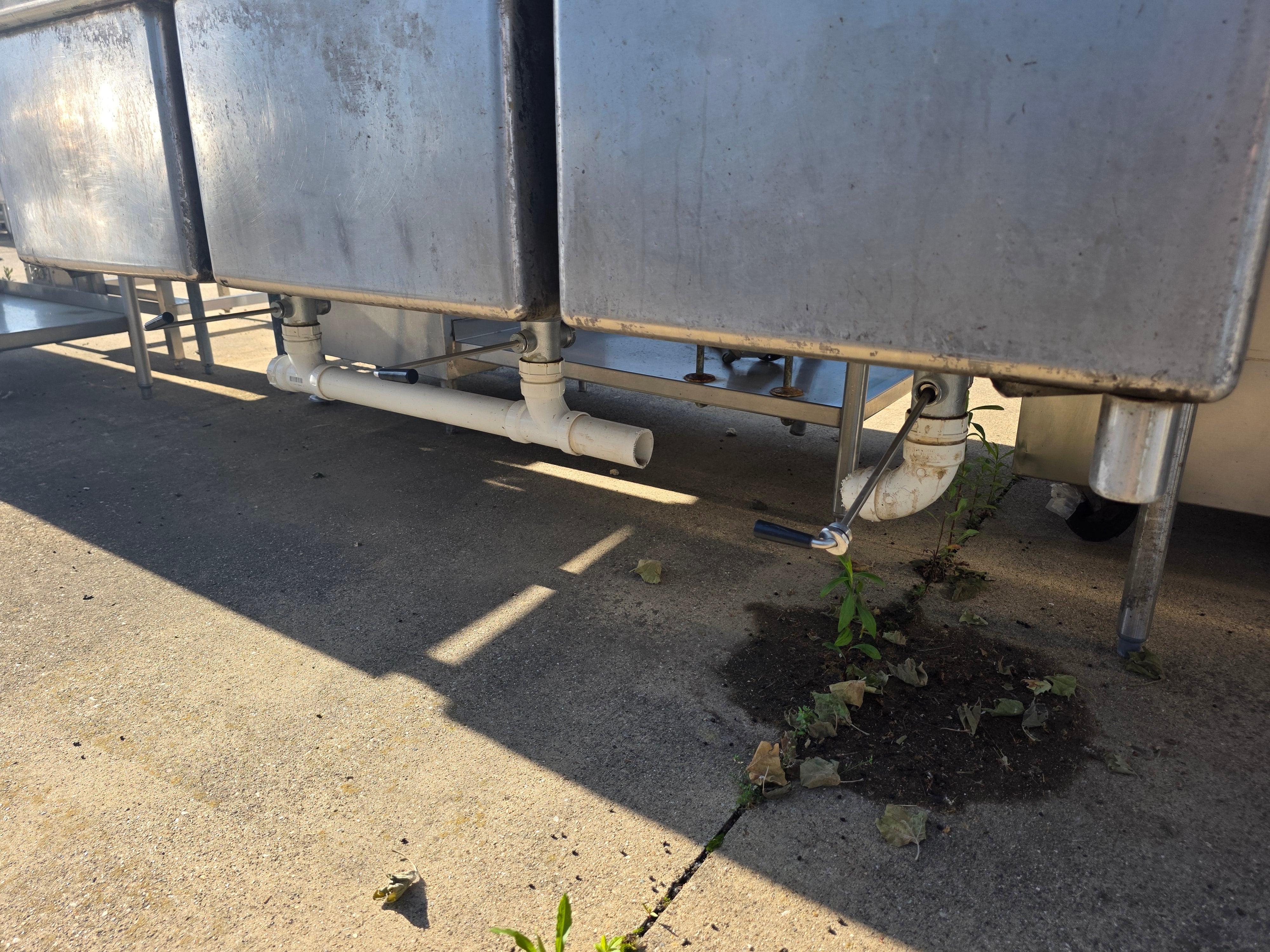 Used 133"X 34" Stainless 3 compartment Sink - SS381
